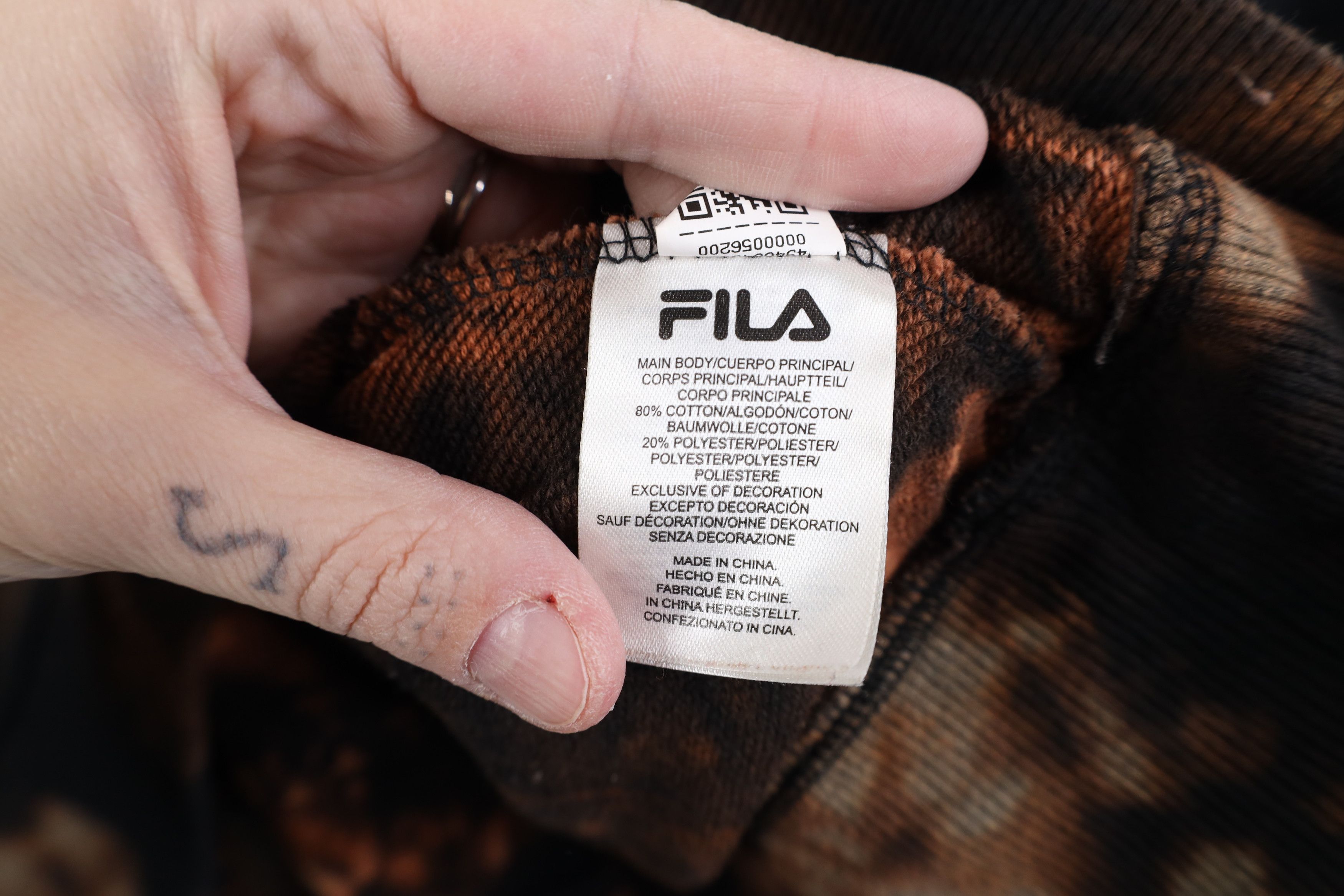 Fila Vintage Y2K FILA Big Logo Acid Wash French Terry Sweatshirt Size L / US 10 / IT 46 - 9 Thumbnail