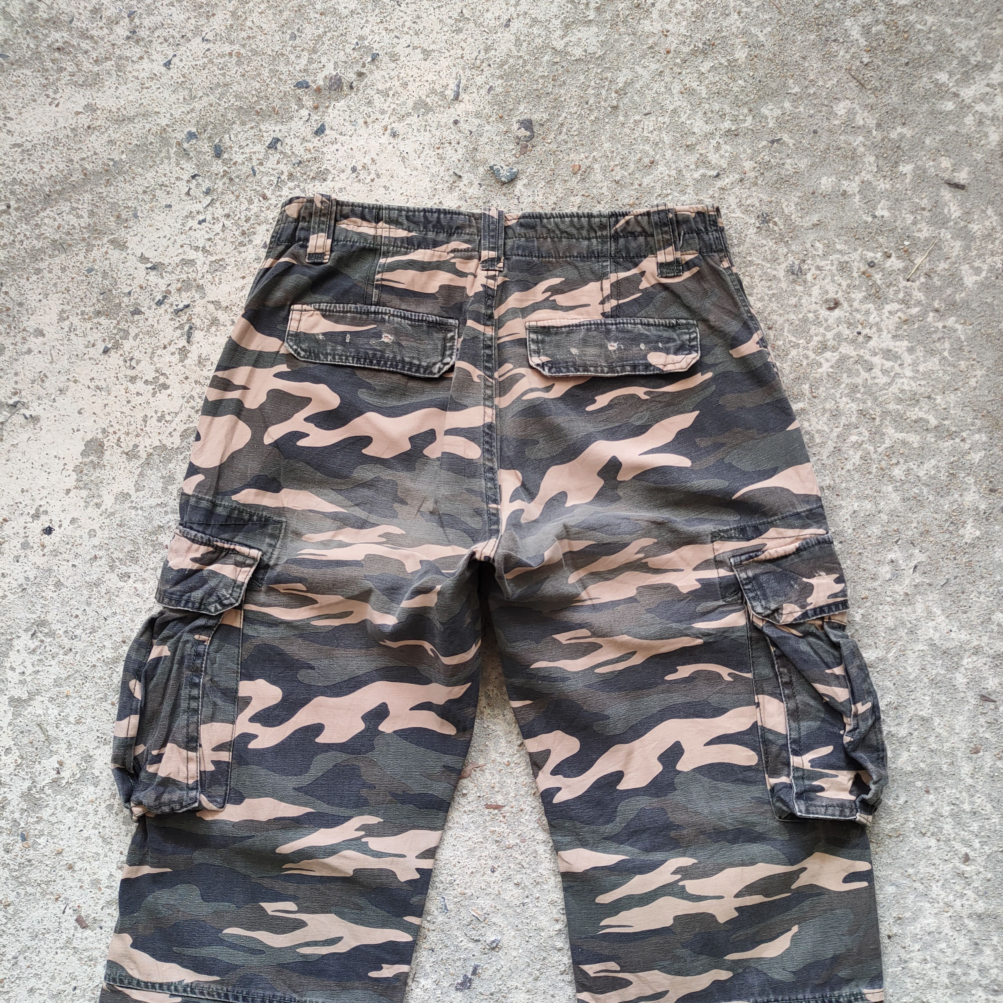 Japanese Brand × Vintage VINTAGE TWENTY WORK FADED CAMO CARGO PANTS Size US 32 / EU 48 - 8 Thumbnail