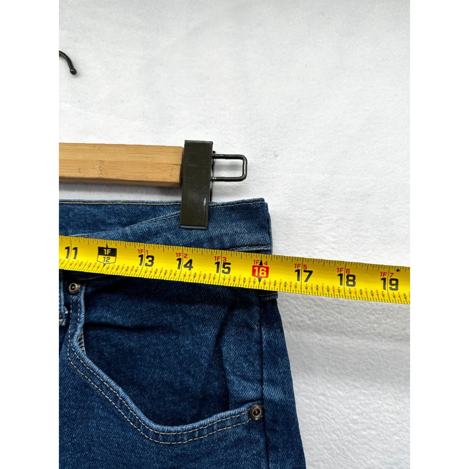 Wrangler Wrangler Jeans Regular Fit Premium Quality Size 30x30 Medium Wash Tapered Size US 30 / EU 46 - 6 Thumbnail