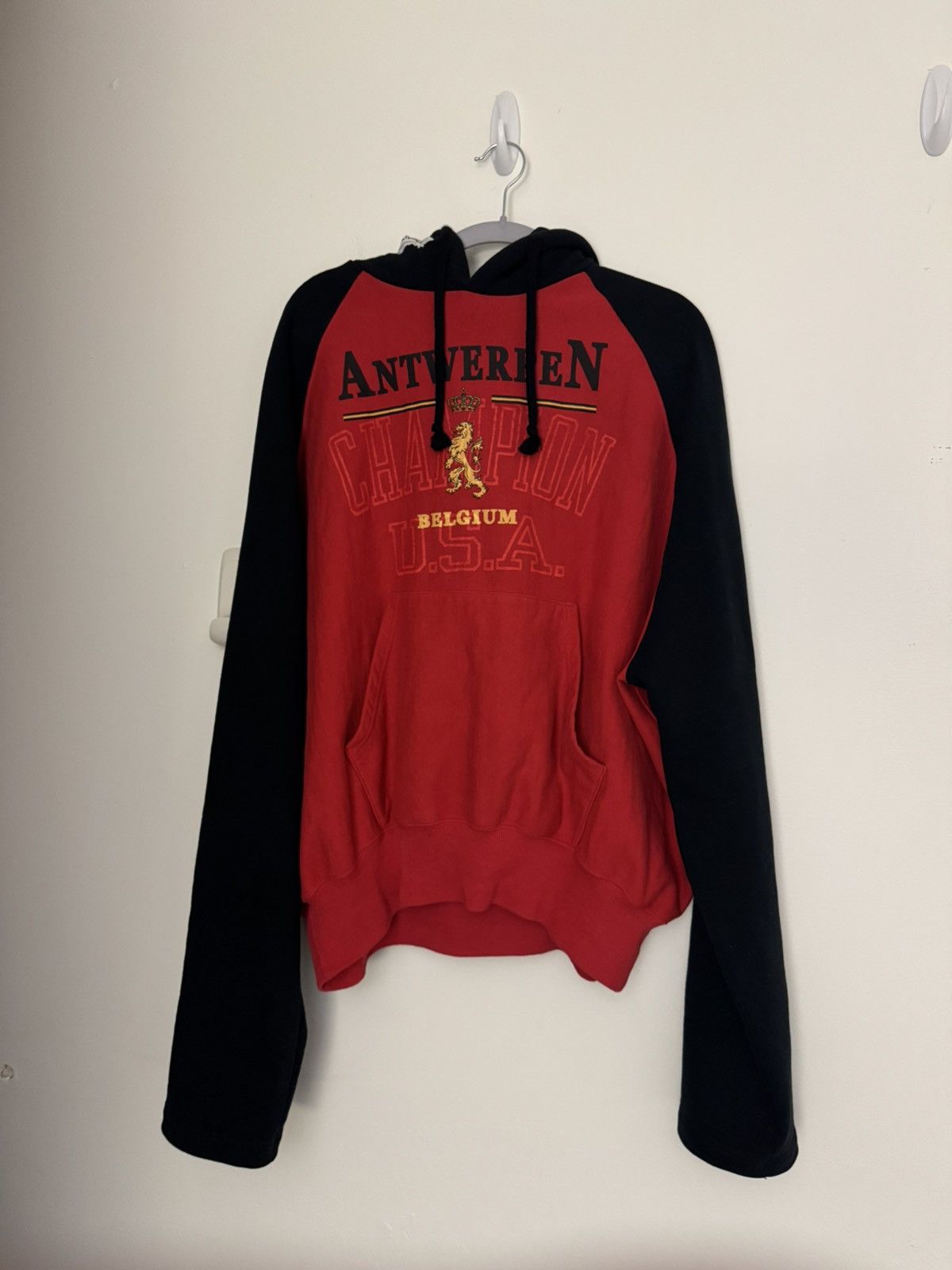 Vetements Champion Antwerpen Hoodie