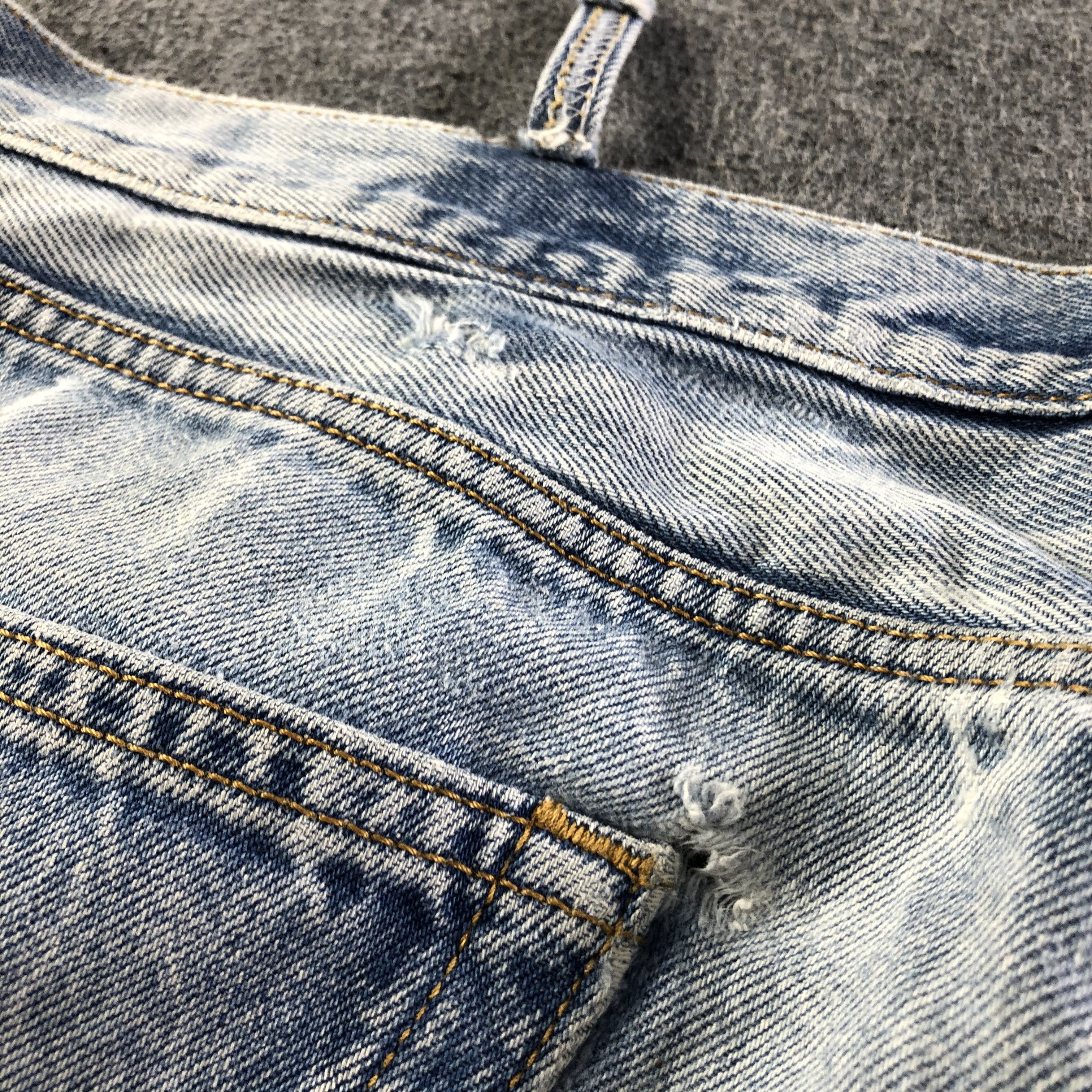Levi's Vintage Blue Wash Levis 501 Jeans-J3700 Size US 43 - 11 Thumbnail