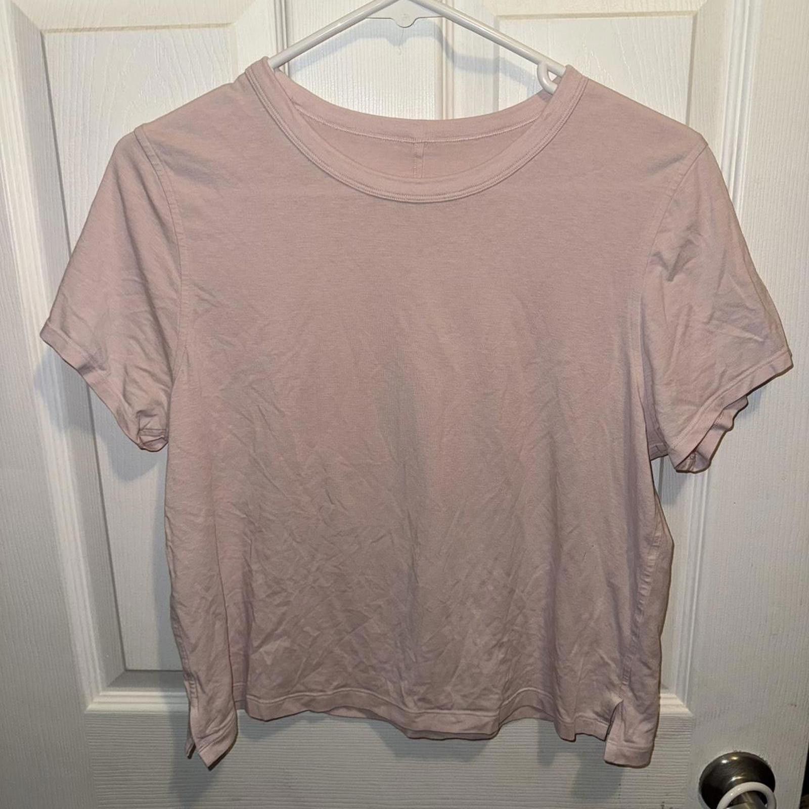 Lululemon Lululemon tee Size M / US 6-8 / IT 42-44 - 1 Thumbnail