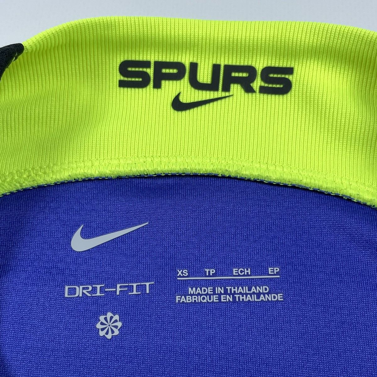 Nike Nike Tottenham Hotspurs Soccer Jersey Size US XS / EU 42 / 0 - 10 Thumbnail