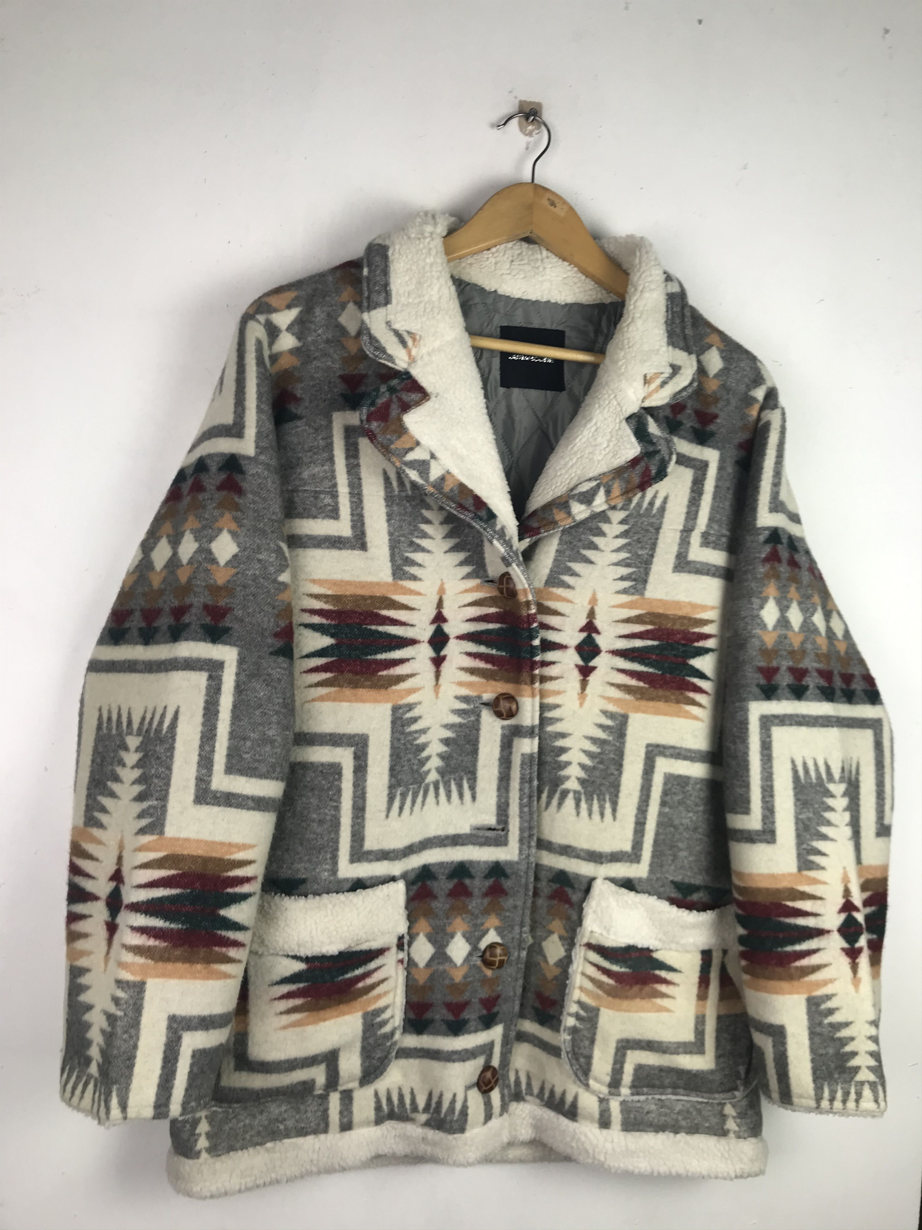 Japanese Brand Vintage Art Navajo Wool Jacket Inspired By Pandleton Size US L / EU 52-54 / 3 - 6 Thumbnail