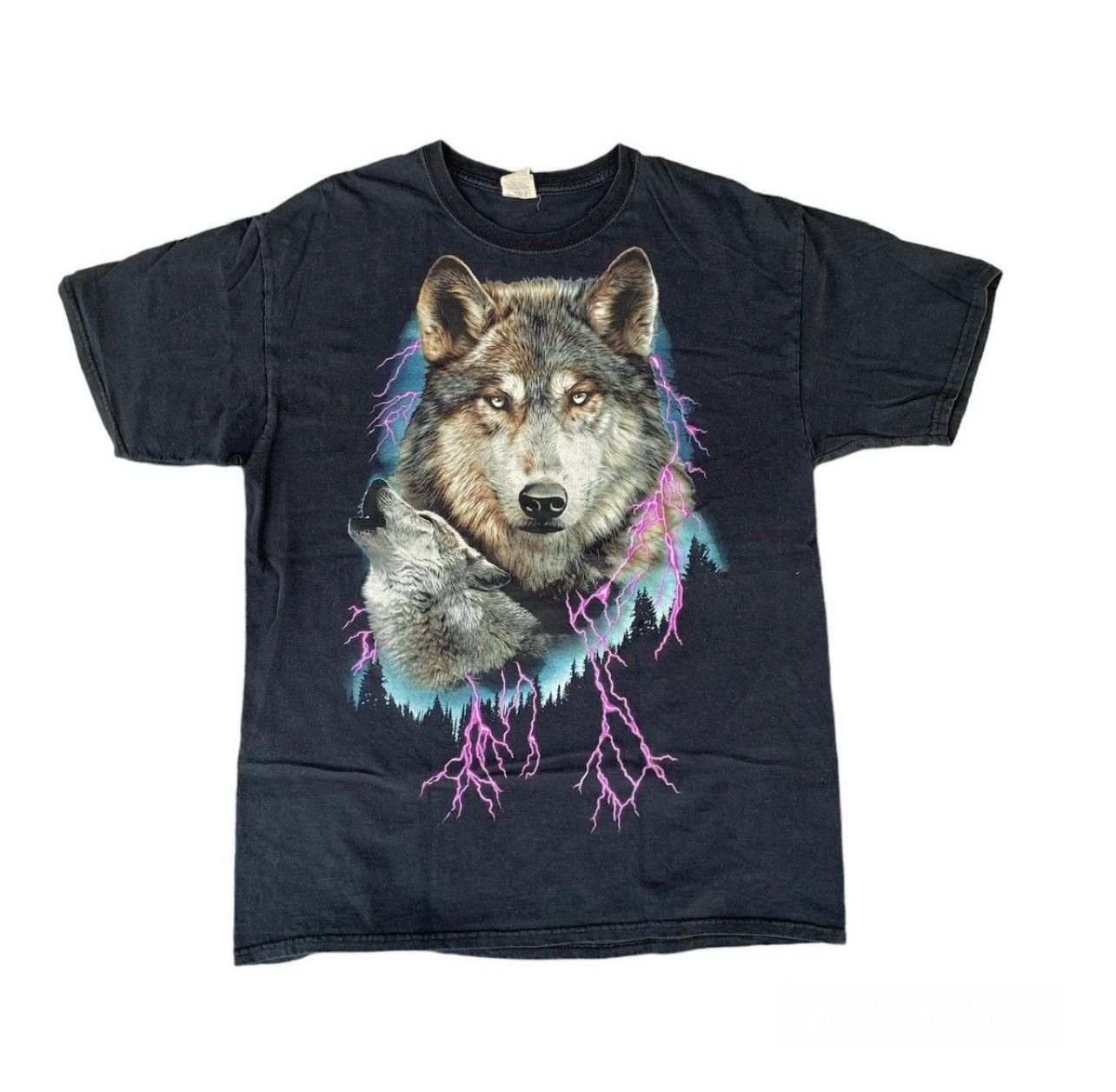 Vintage Graphic Wolf Lightning Print 90s Tee