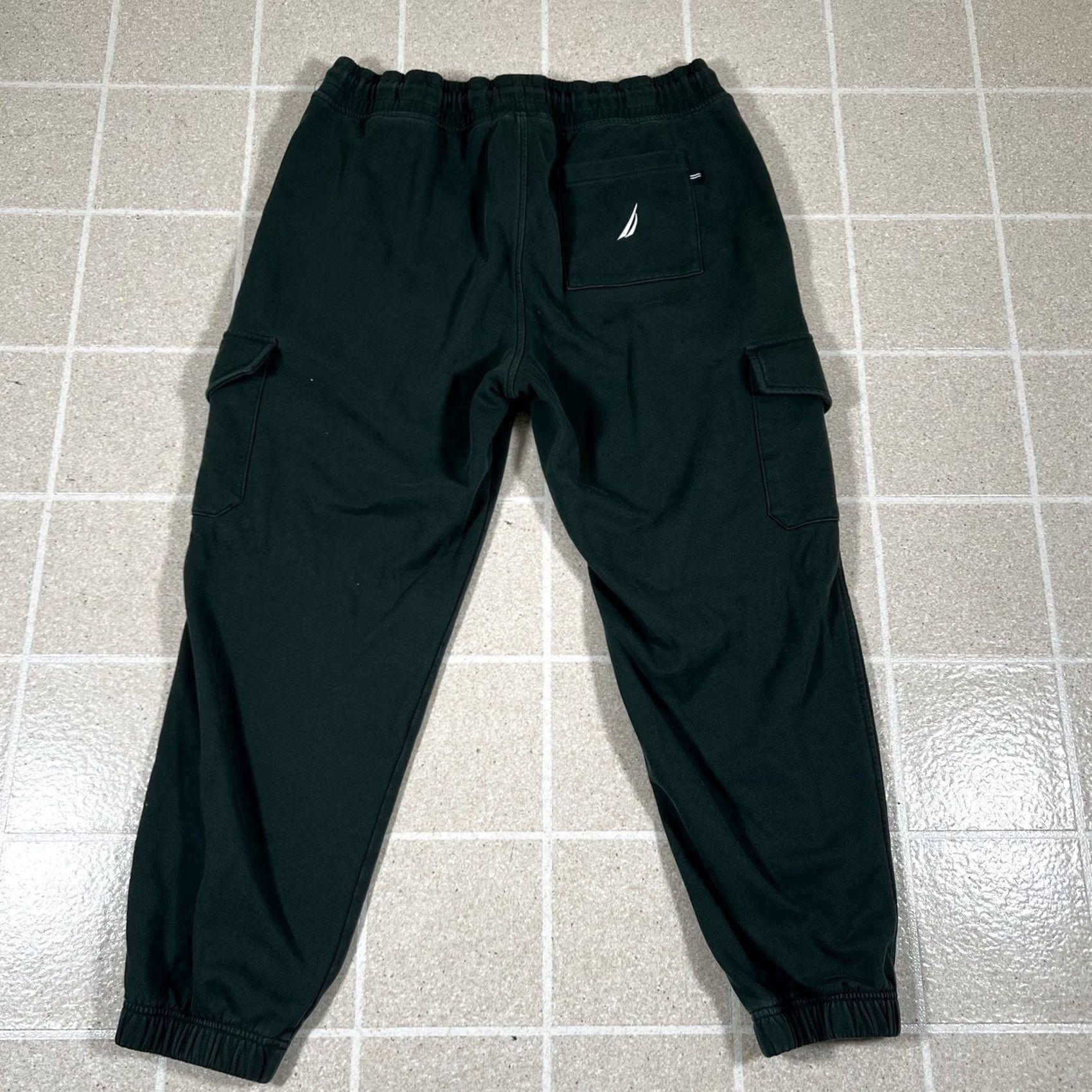 Nautica Nautica Jogger Pants XL Green Embroidered Sailing Club Logo 1983 Embroidered Green Men Size US 36 / EU 52 - 6 Thumbnail