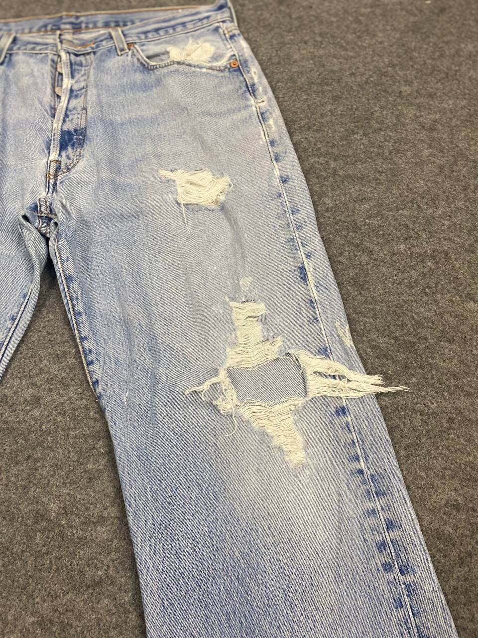 Levi's vintage levis 501 distressed denim nice design Size US 35 - 12 Thumbnail