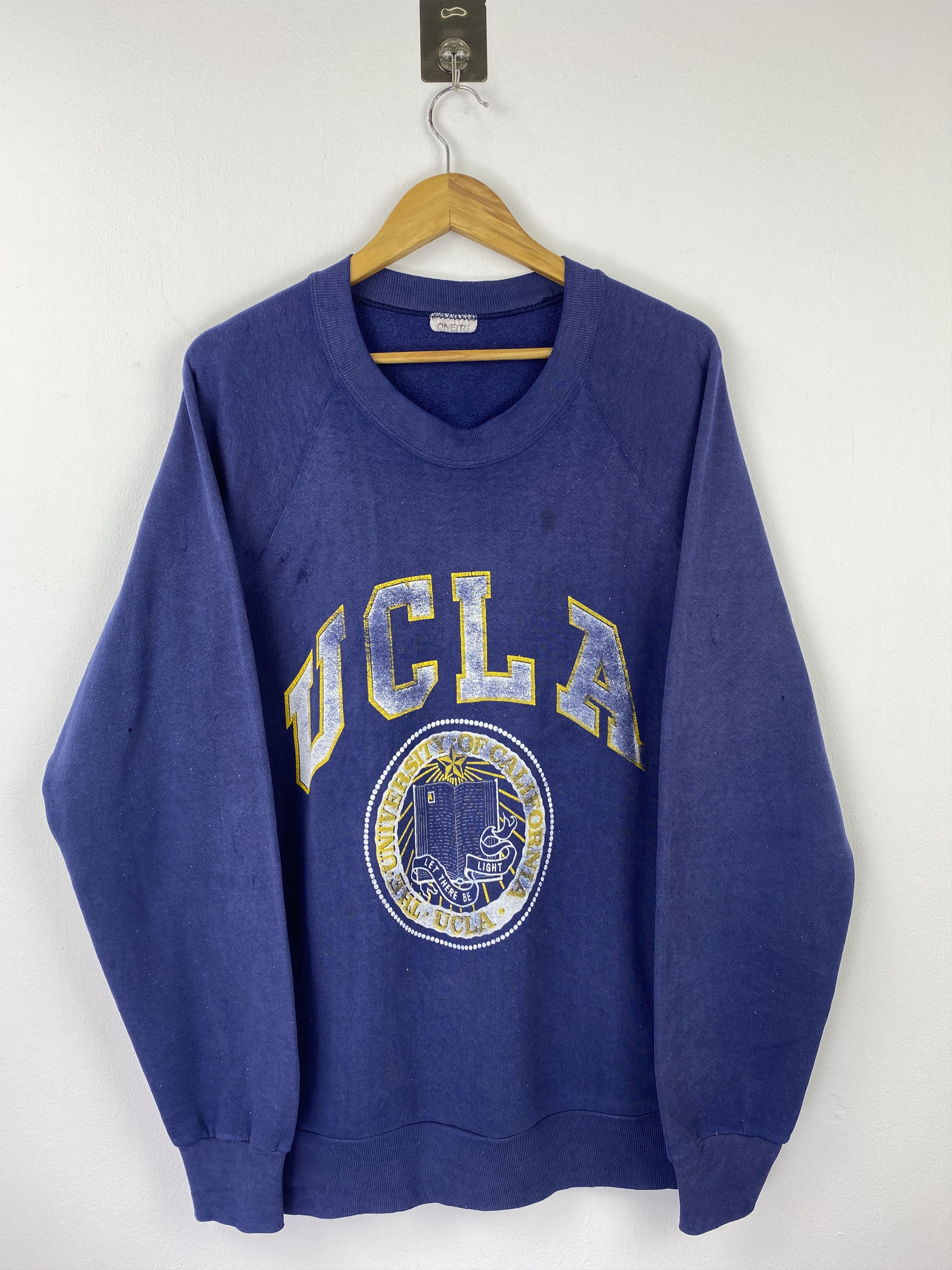 Vintage Vintage 90s UCLA Big Logo Spell Out Sweatshirt SH0437 Size US L / EU 52-54 / 3 - 1 Thumbnail