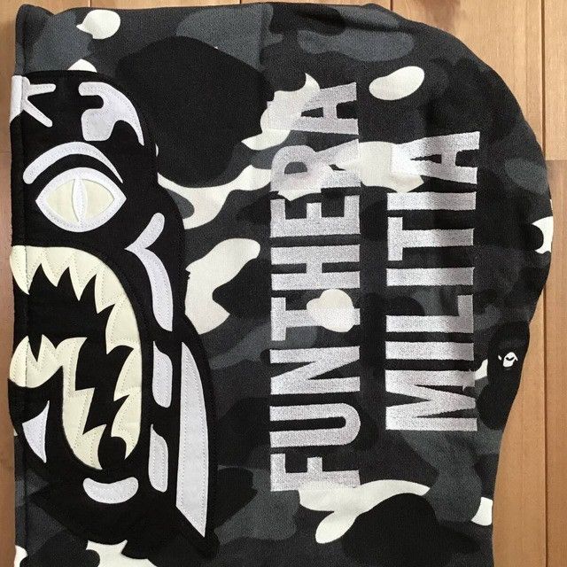 Bape 💫Glow in the dark💫 BAPE city camo Tiger full zip hoodie APE Size US XL / EU 56 / 4 - 7 Thumbnail