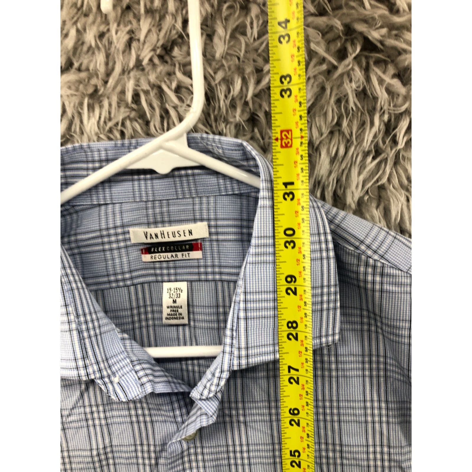 Van Heusen Van Heusen Shirt Mens Blue Plaid Long Sleeve Spread Collar Size M Regular Fit Size US M / EU 48-50 / 2 - 5 Thumbnail