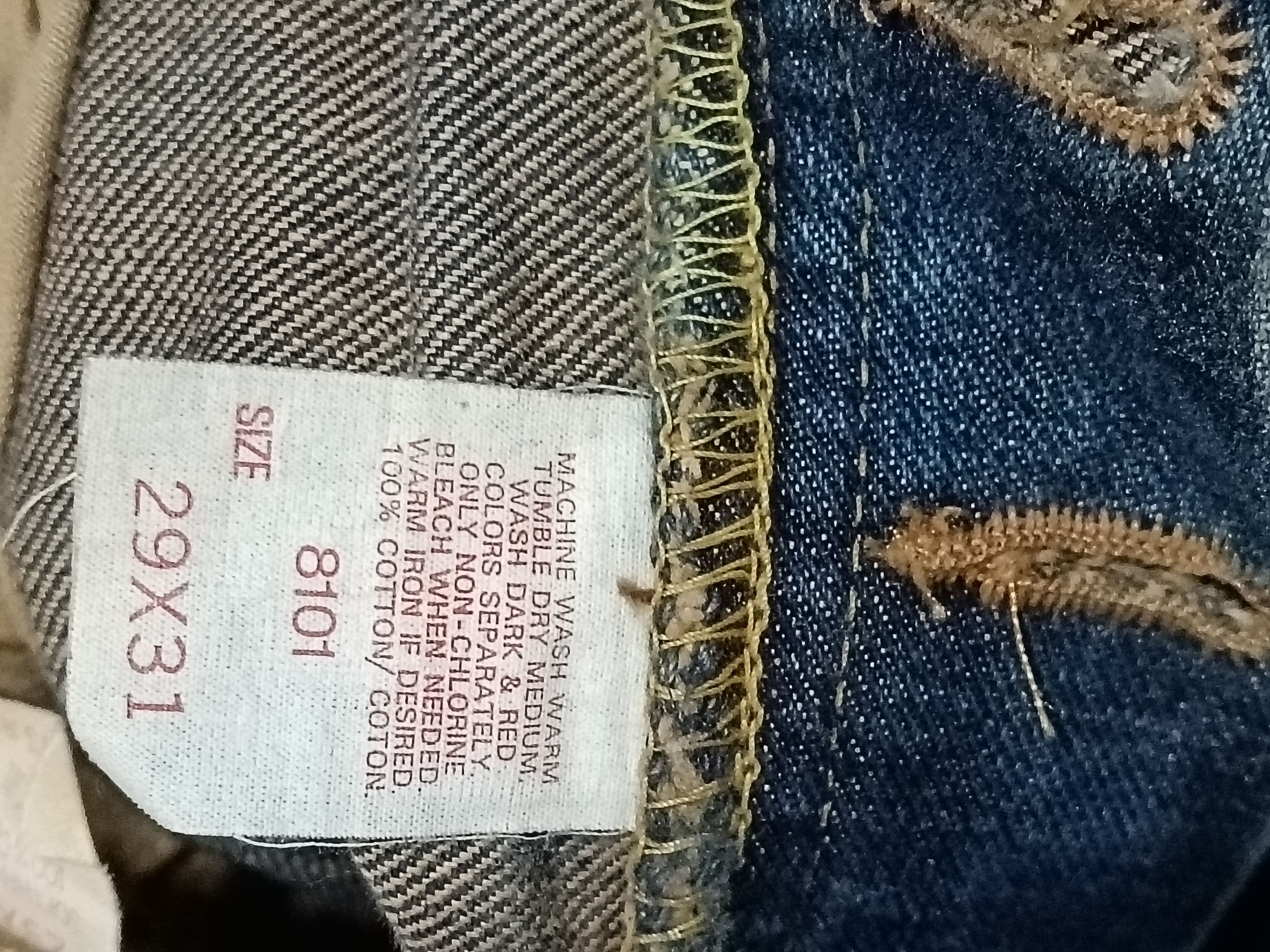 Japanese Brand × Lee × Vintage VINTAGE LEE 101 SANFORIZED SELVEDGE BUTTON-FLY JEANS Size 30" / US 8 / IT 44 - 4 Thumbnail