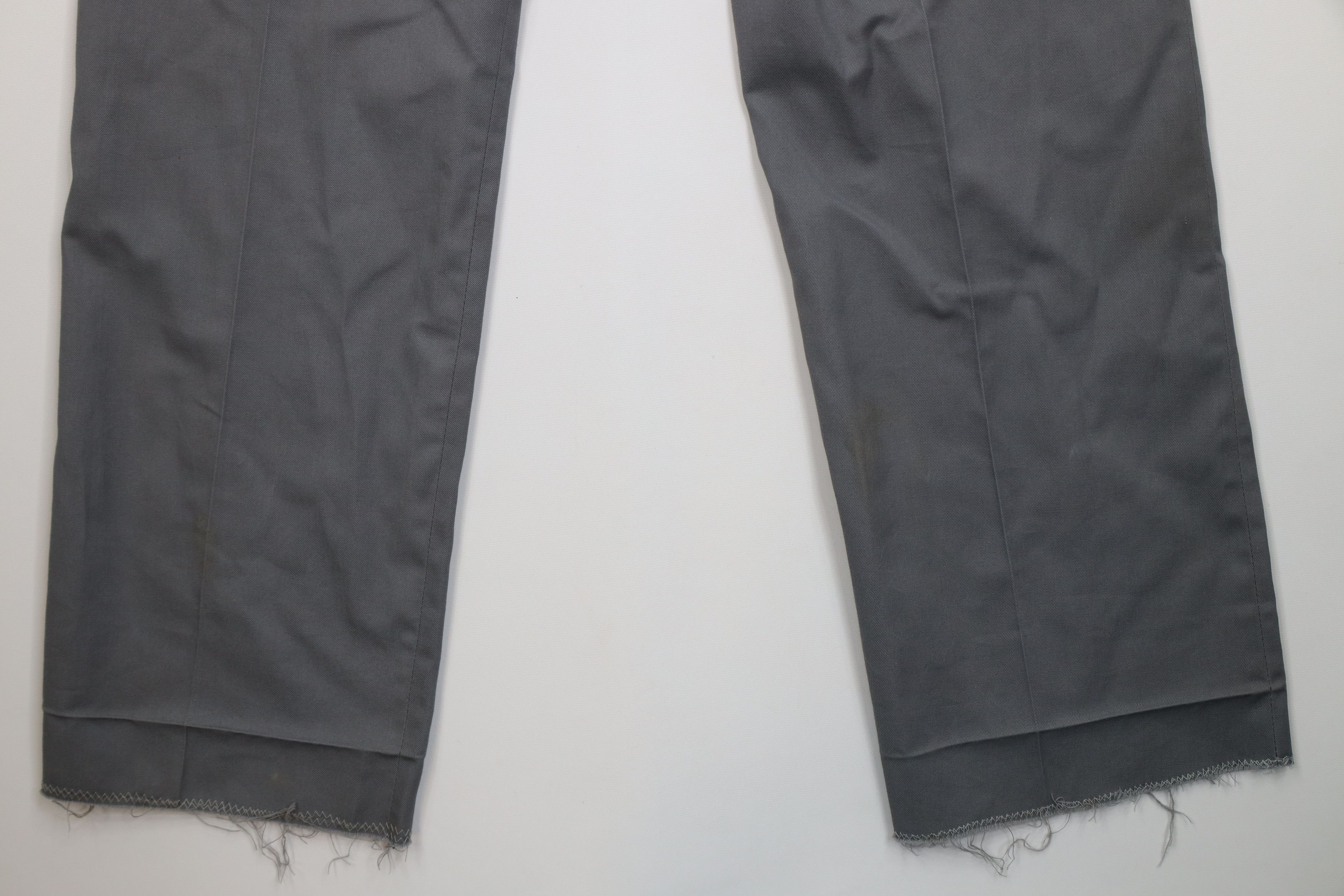 Vintage Vintage 70s OshKosh B'Gosh Wide Leg Workwear Mechanic Pants Size US 32 / EU 48 - 14 Thumbnail