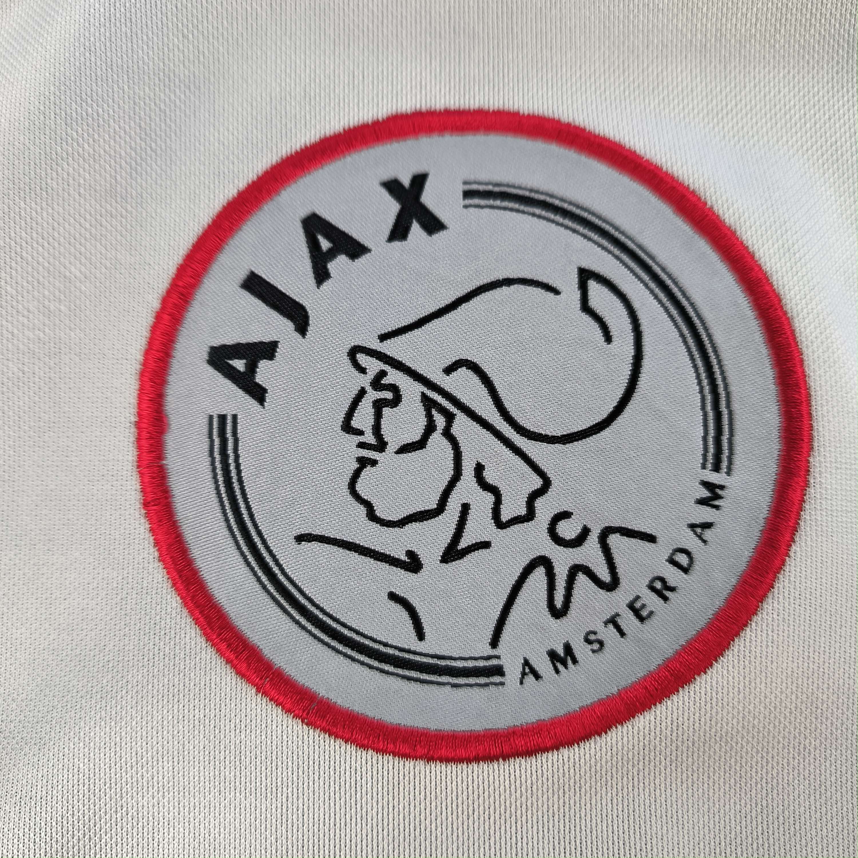 Umbro Ajax Amsterdam 1998-99 Umbro away football jersey size L Size US L / EU 52-54 / 3 - 3 Thumbnail