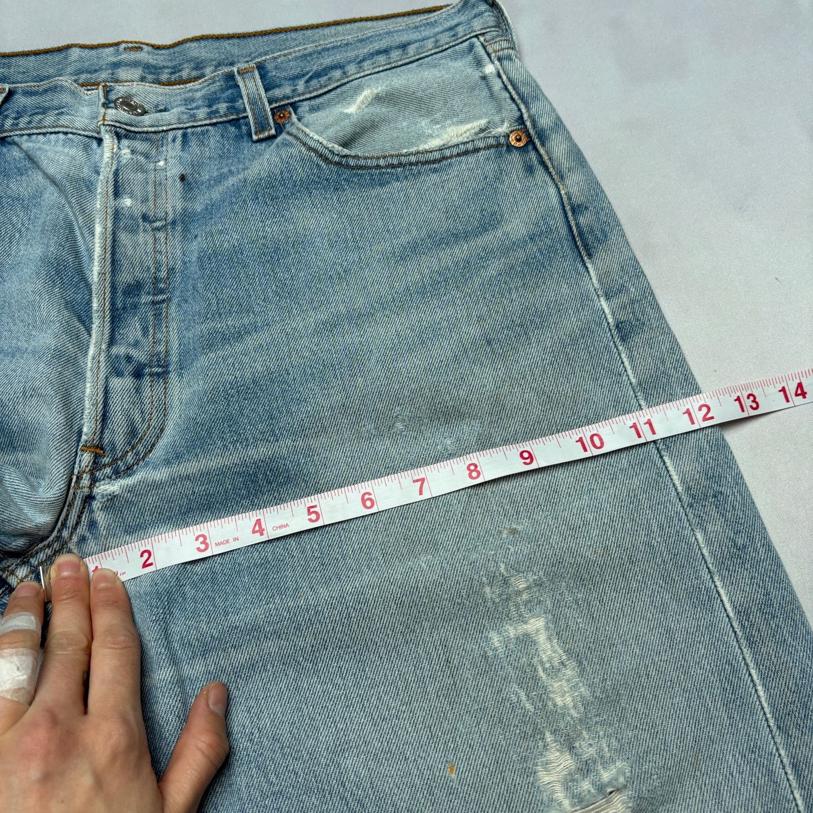 Levi's × Vintage VTG 90s Levi's 501 XX Distressed Straight Leg Jeans 32x29.5 Size US 32 / EU 48 - 7 Thumbnail