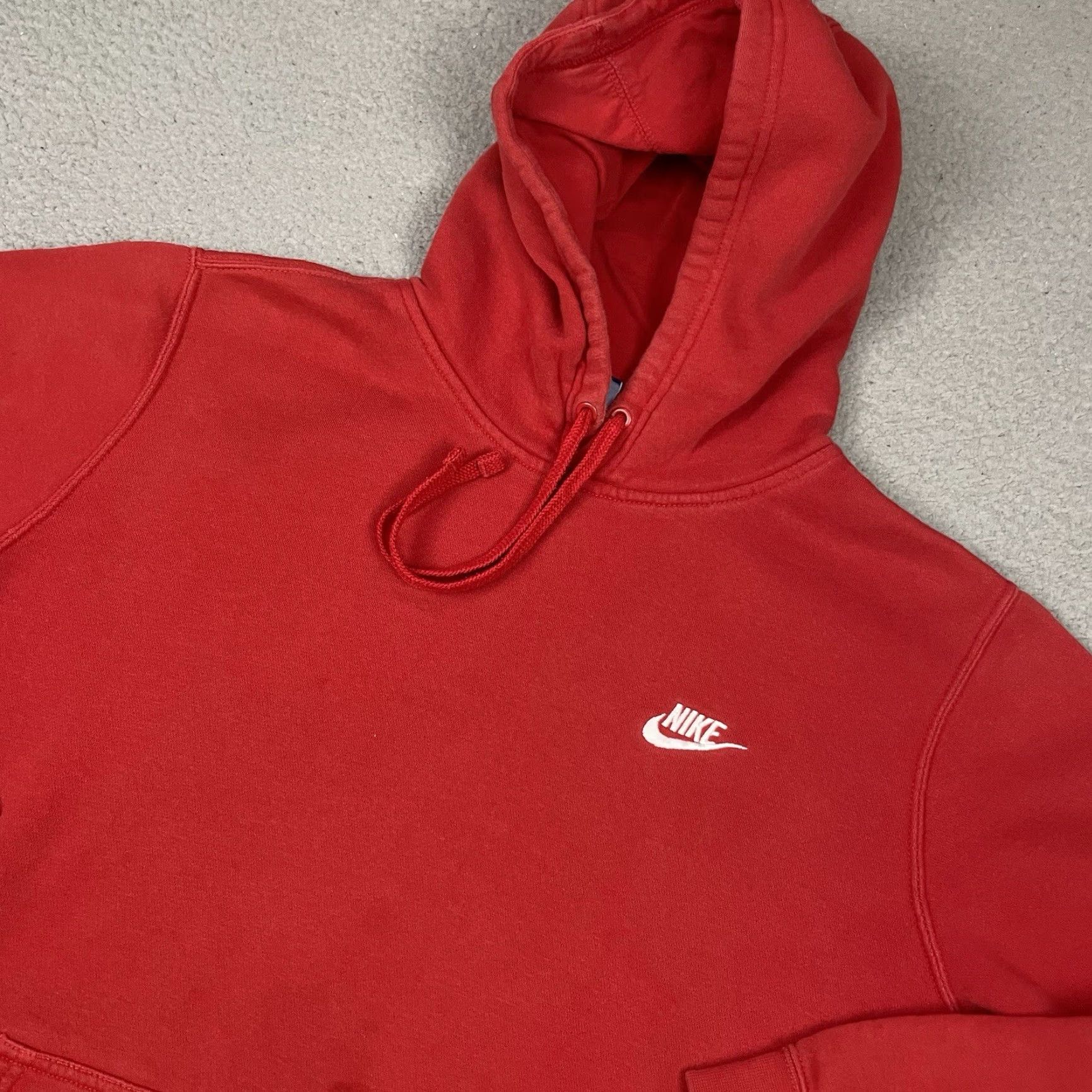 Nike VINTAGE Nike Sweatshirt Adult Large Blue Embroidered Hoodie Swoosh Distressed L Nike Shirt Hoodie Mens 90s Pullover Logo Pocket Knit Cotton Polyester Size US L / EU 52-54 / 3 - 2 Thumbnail