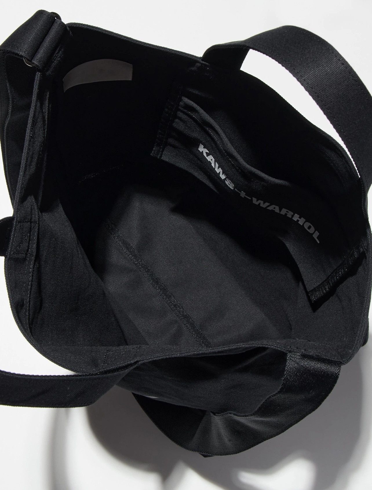 Andy Warhol × Kaws × Uniqlo Rare KAWS X ANDY WARHOL X UNIQLO 2-Way Tote Bag Size ONE SIZE - 5 Thumbnail
