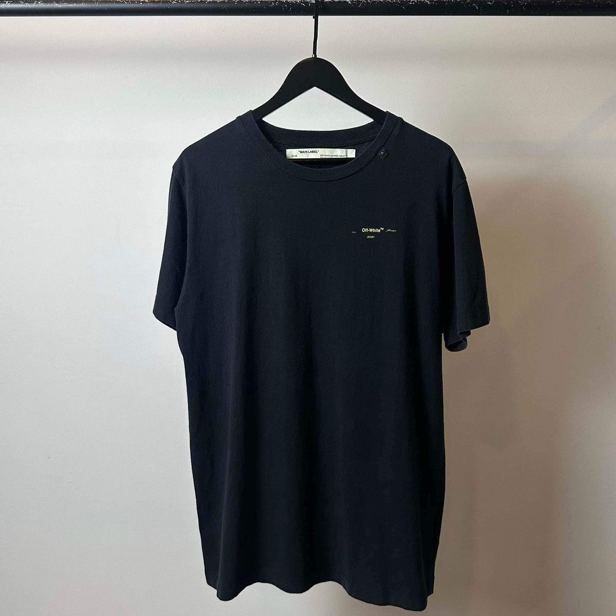 Hypebeast × Off-White OFF WHITE ACRYLIC ARROWS BLACK T SHIRT Size US L / EU 52-54 / 3 - 2 Thumbnail