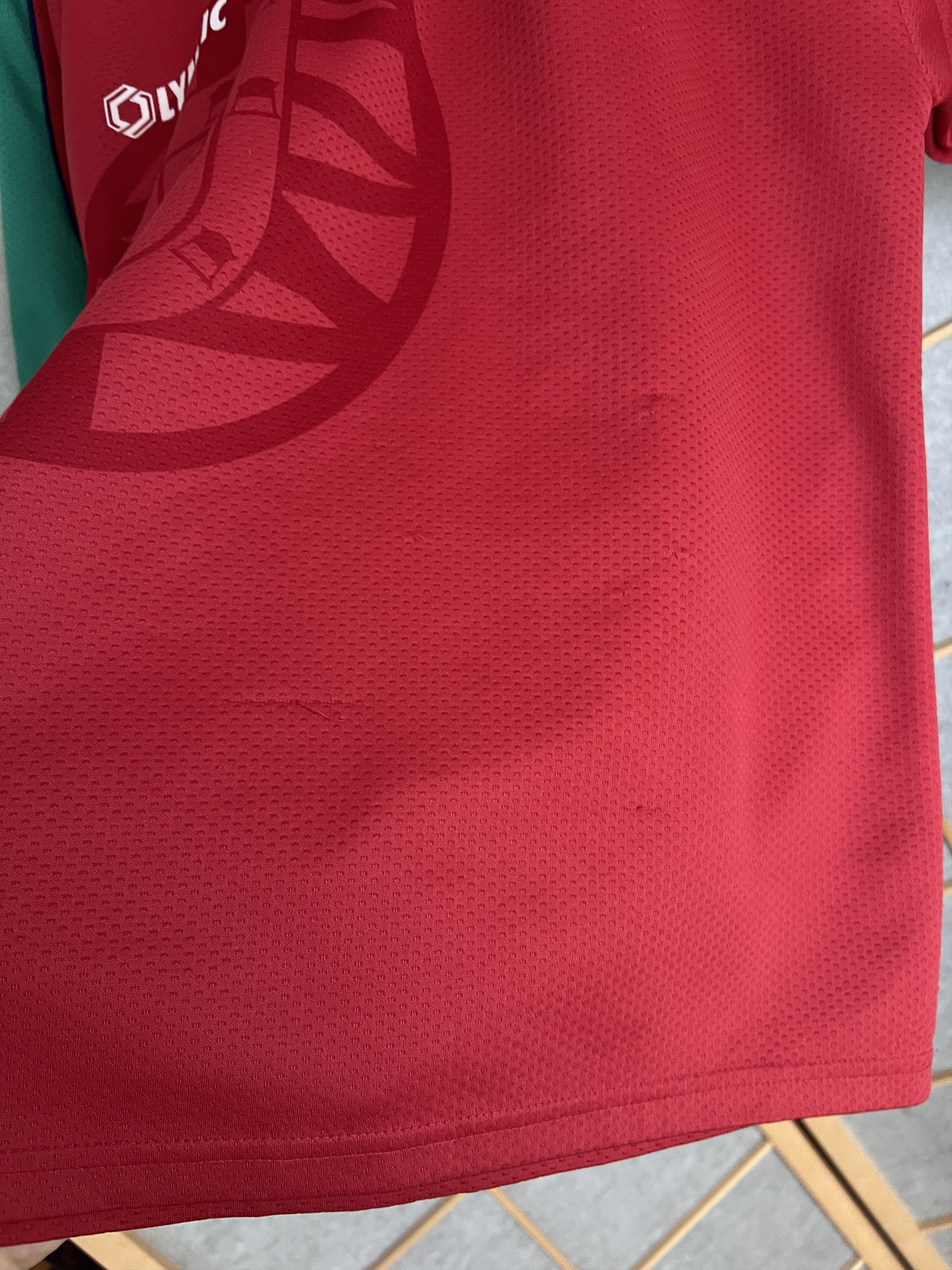Vintage Rare! Olympic FC Portugal 1996 home football jersey soccer Size US M / EU 48-50 / 2 - 18 Thumbnail