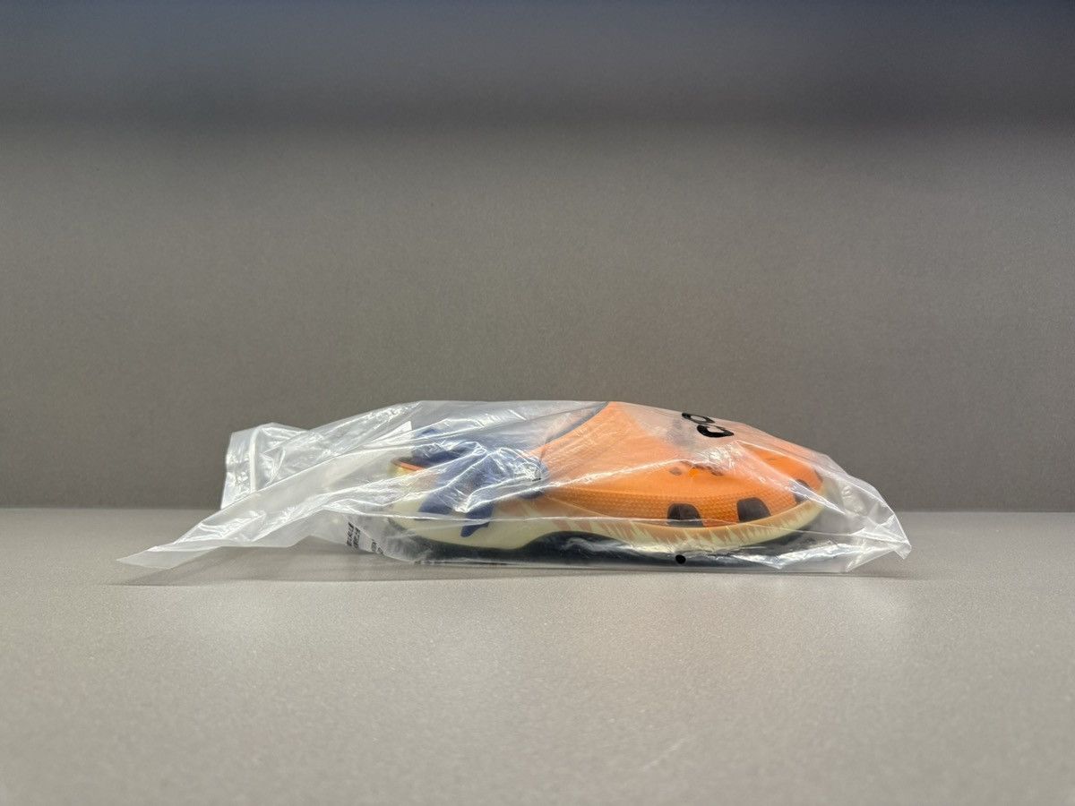 Crocs Crocs Classic Clog Dragon Ball Z Goku Size US 8 / EU 41 - 3 Thumbnail