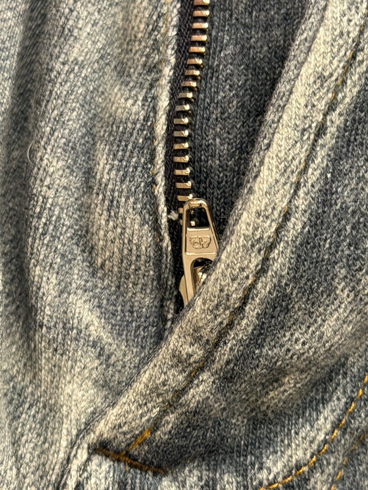 Balenciaga Balenciaga 3D Printed Distressed Denim Size US 36 / EU 52 - 4 Thumbnail