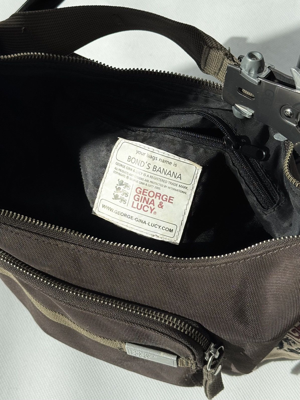 George Gina & Lucy × Japanese Brand Very Rare George Gina & lucy Y2k Alyx Bag Crossbody Handbag Size ONE SIZE - 15 Thumbnail