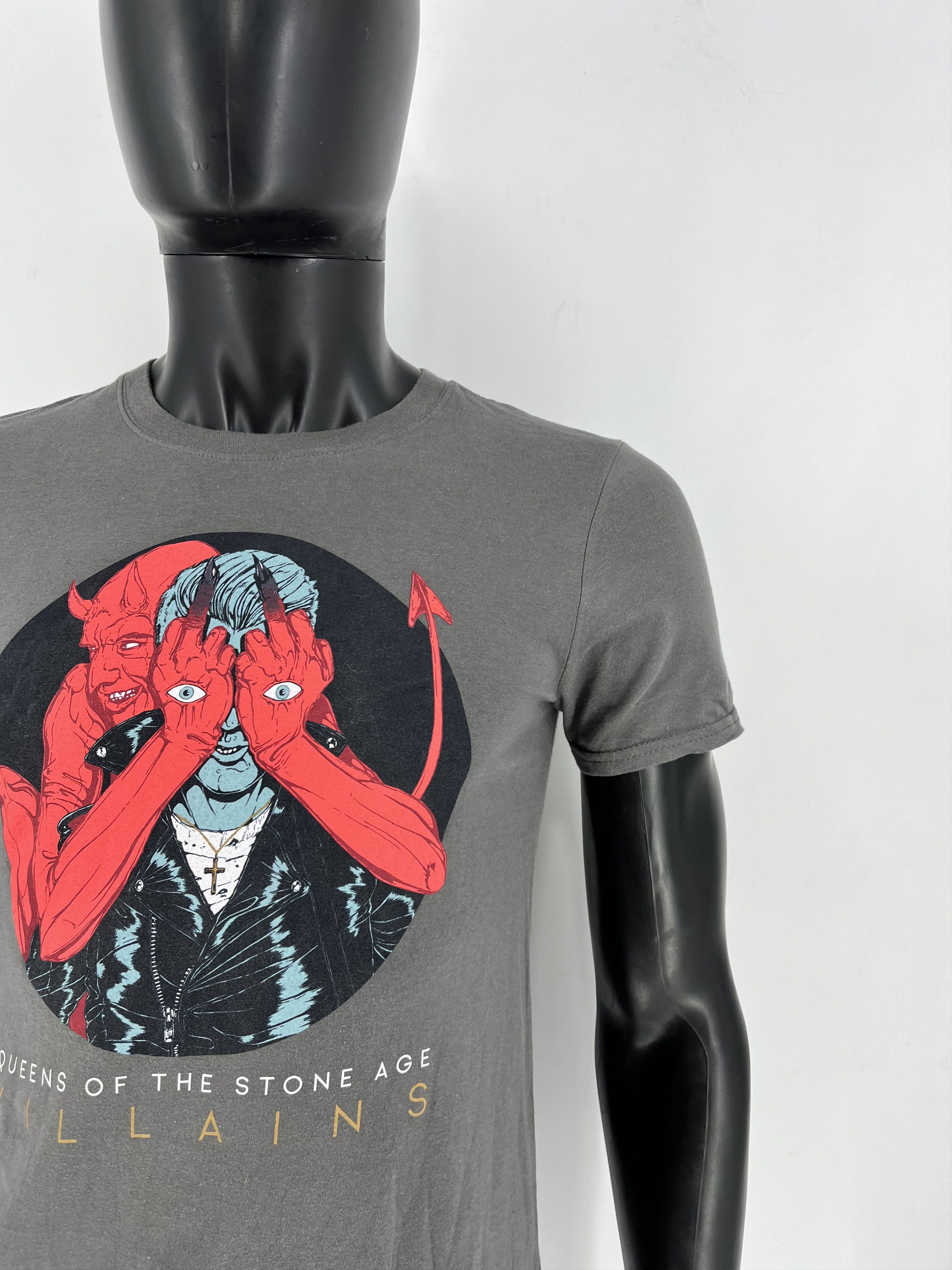 Band Tees × Vintage Vintage Queens Of The Stone Age Villains Tour Shirts Size US S / EU 44-46 / 1 - 7 Thumbnail