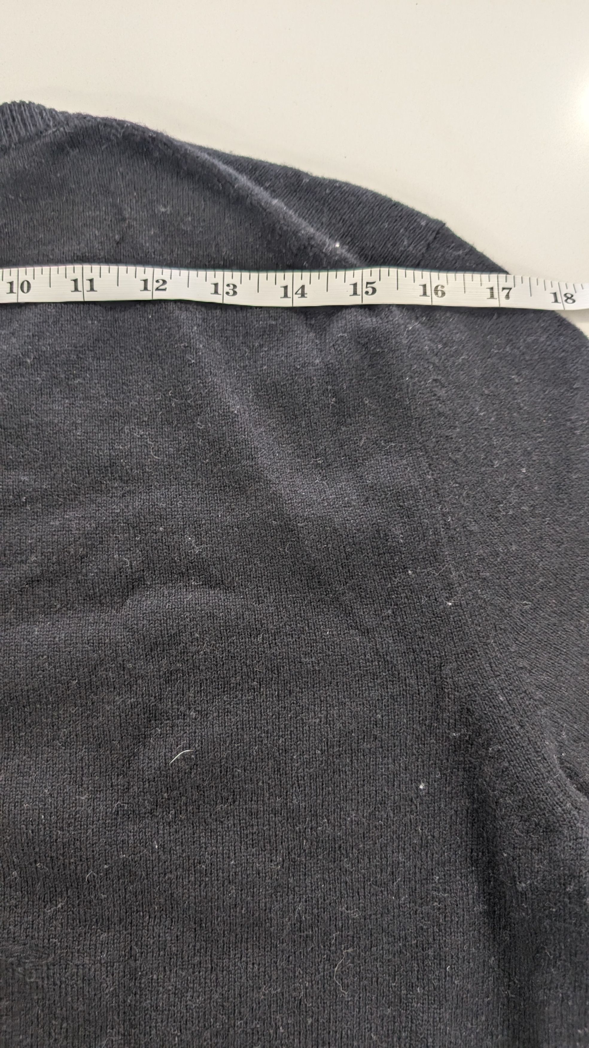 Gucci Gucci Logo Sleeve Patch Cashmere Sweater - Black - Size S Size US S / EU 44-46 / 1 - 6 Thumbnail