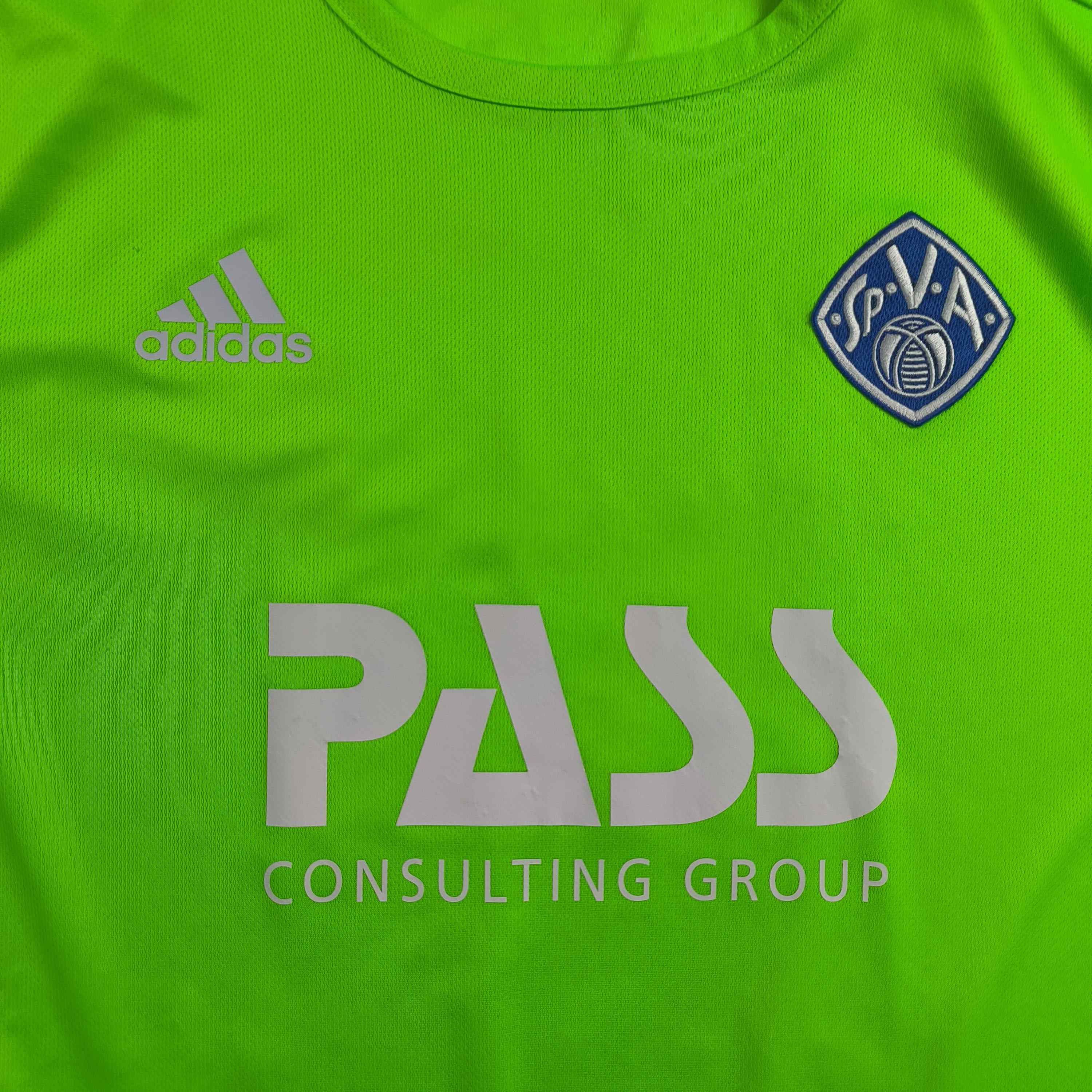 Adidas SIGNED SC Veendam 2019 Adidas Boutakhrit football jersey L Size US L / EU 52-54 / 3 - 3 Thumbnail