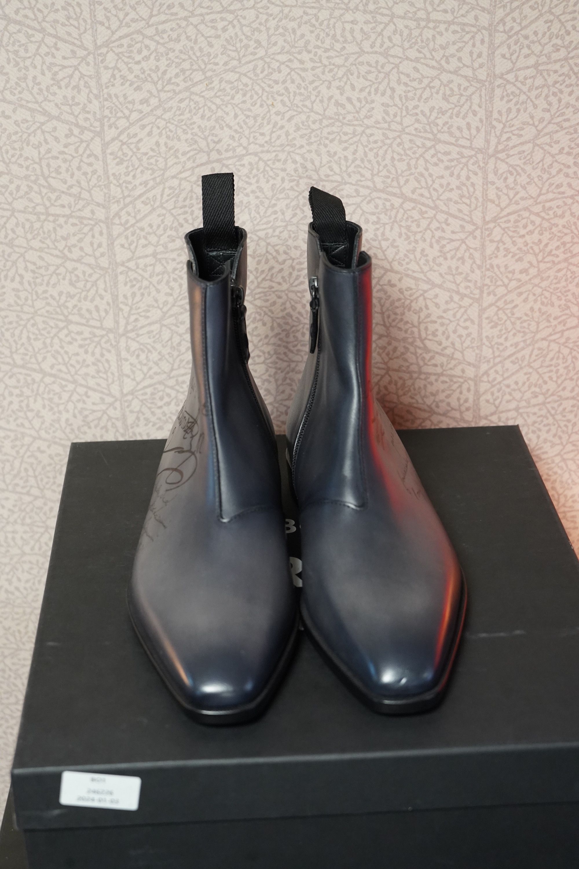 Berluti Berluti Demesure Scritto Leather Chelsea Boots Nero Grigio Size US 8.5 / EU 41-42 - 2 Thumbnail
