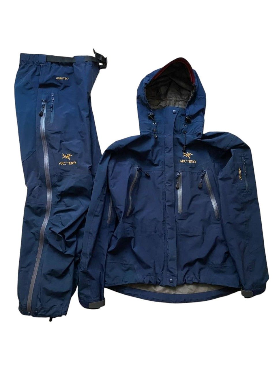 Pre-owned Arc'teryx Theta Ar 90's Gold Label Full Set Jacket/pants In Navy Blue