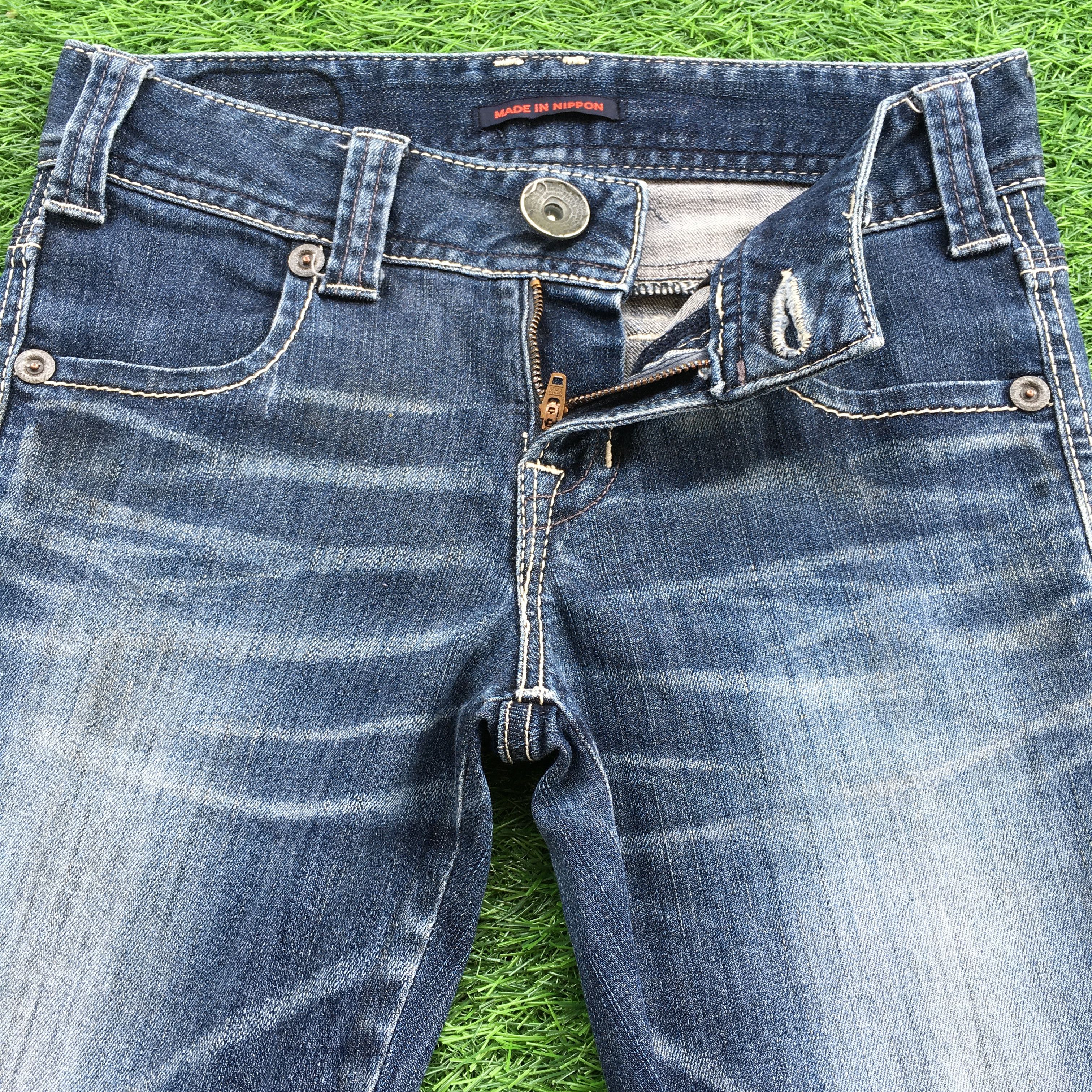 Japanese Brand Japanese Blue Flared Jeans Distressed Jeans D-1177 Size 25" / US 0 / IT 36 - 3 Thumbnail