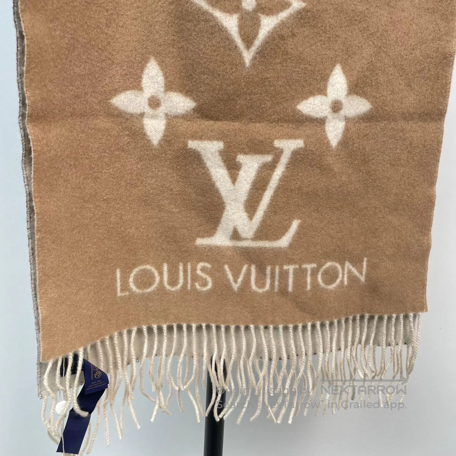 Louis Vuitton Louis Vuitton Caramel Brown Gradient Full Print Cashmere F Size ONE SIZE - 3 Thumbnail