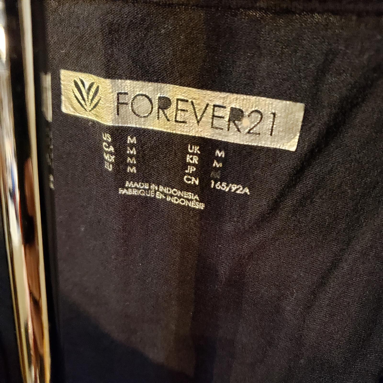 Forever 21 Forever 21 Black Long Sleeve Women's Top, Size M Size M / US 6-8 / IT 42-44 - 2 Thumbnail