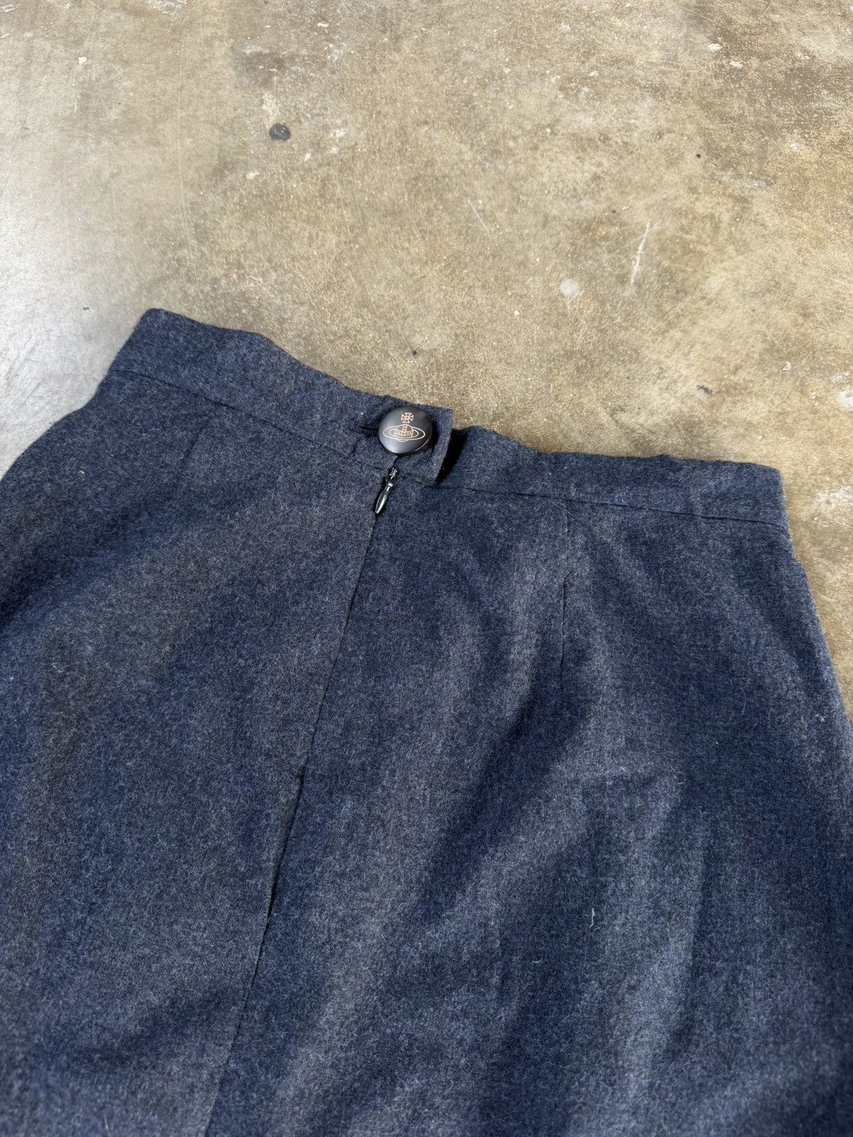 Vivienne Westwood Vintage Vivienne Westwood Anglomania Asymmetrical Wool Skirt Size 28" / US 6 / IT 42 - 4 Thumbnail