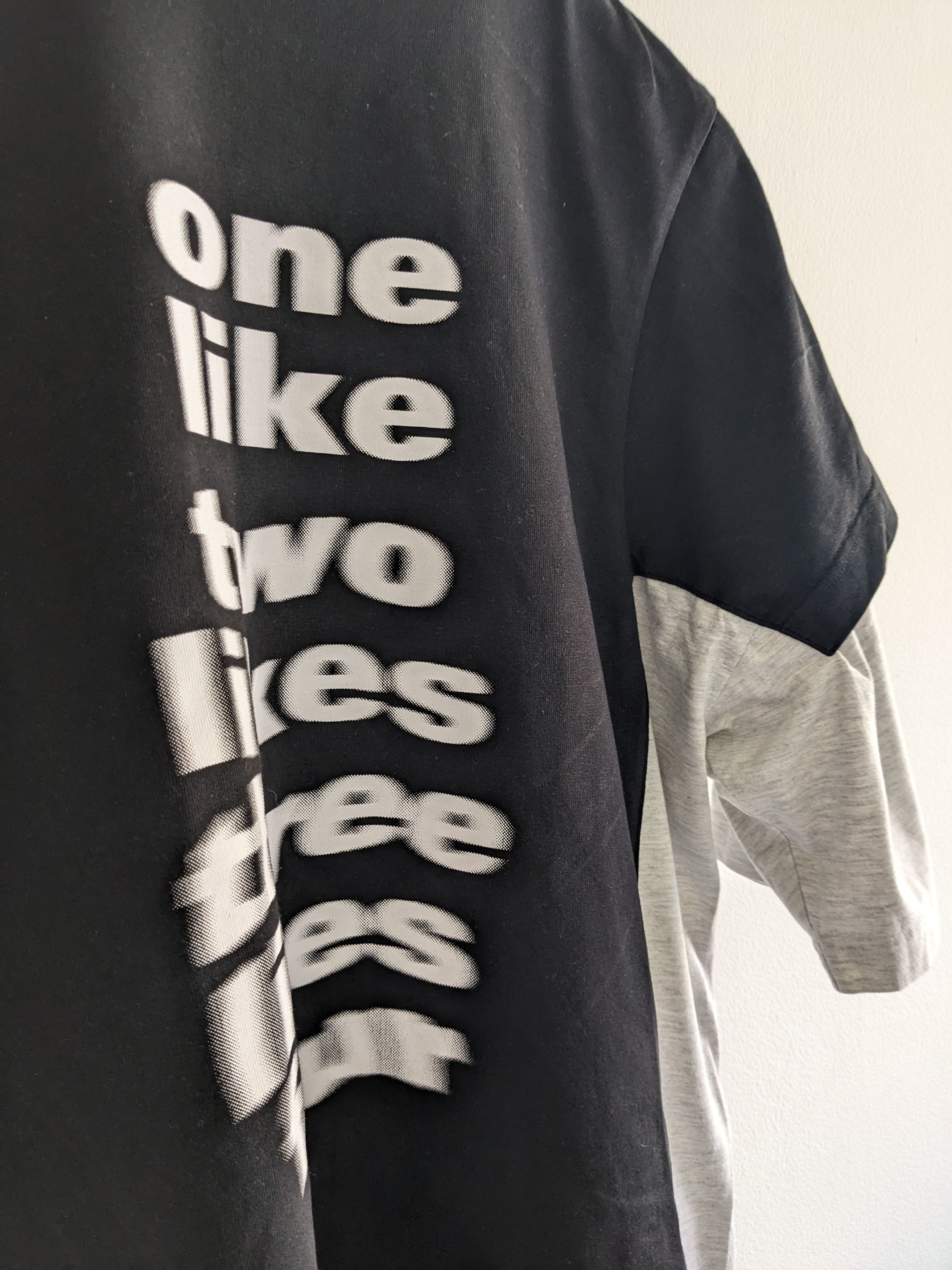 Balenciaga SS20 "One like, two likes" Double Layered Slogan T - Shirt Size US L / EU 52-54 / 3 - 1 Thumbnail