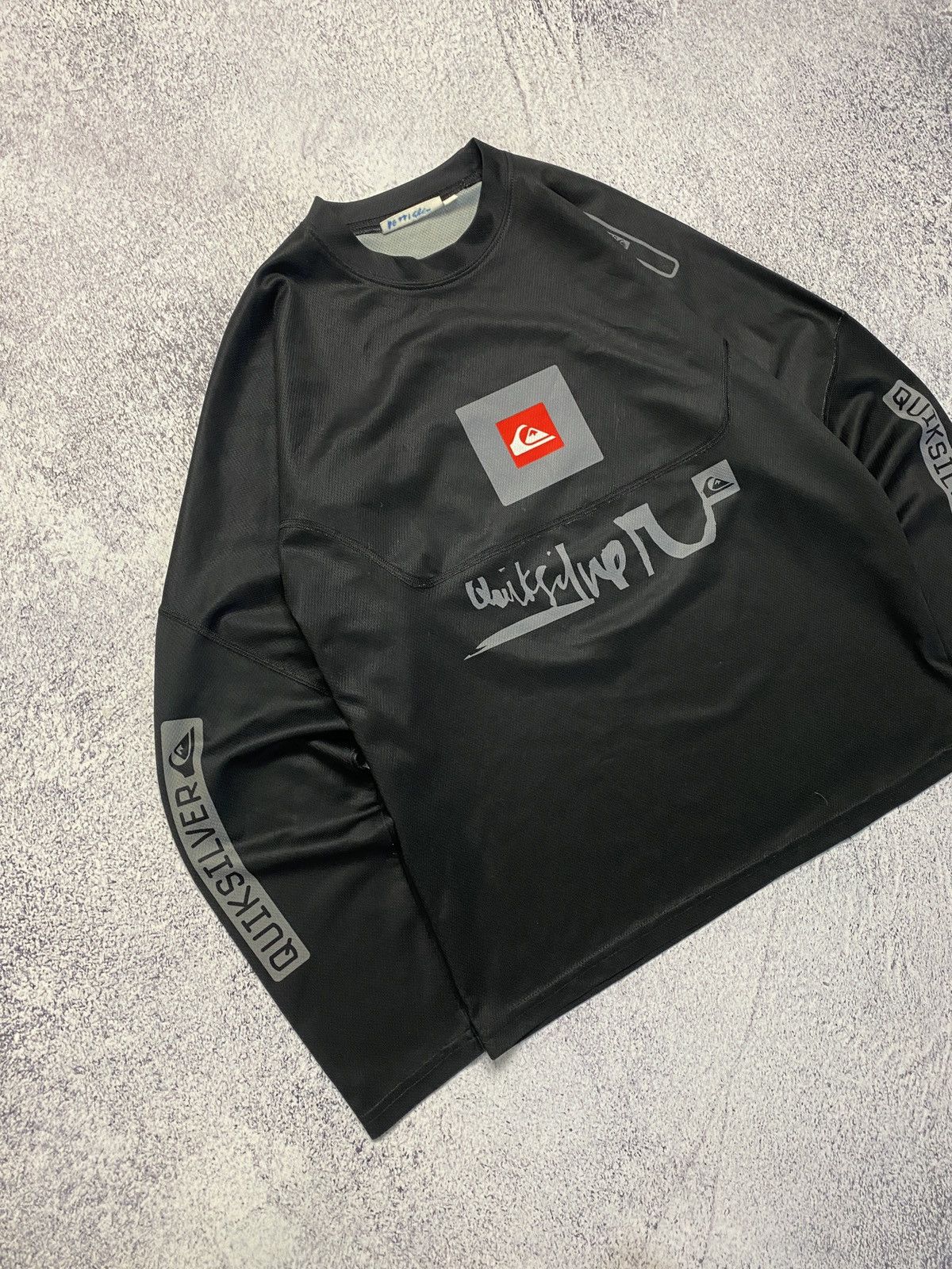 Quiksilver × Vintage Vintage Quiksilver Big Logo Long Sleeve Tee Shirt Surf Size US S / EU 44-46 / 1 - 3 Thumbnail