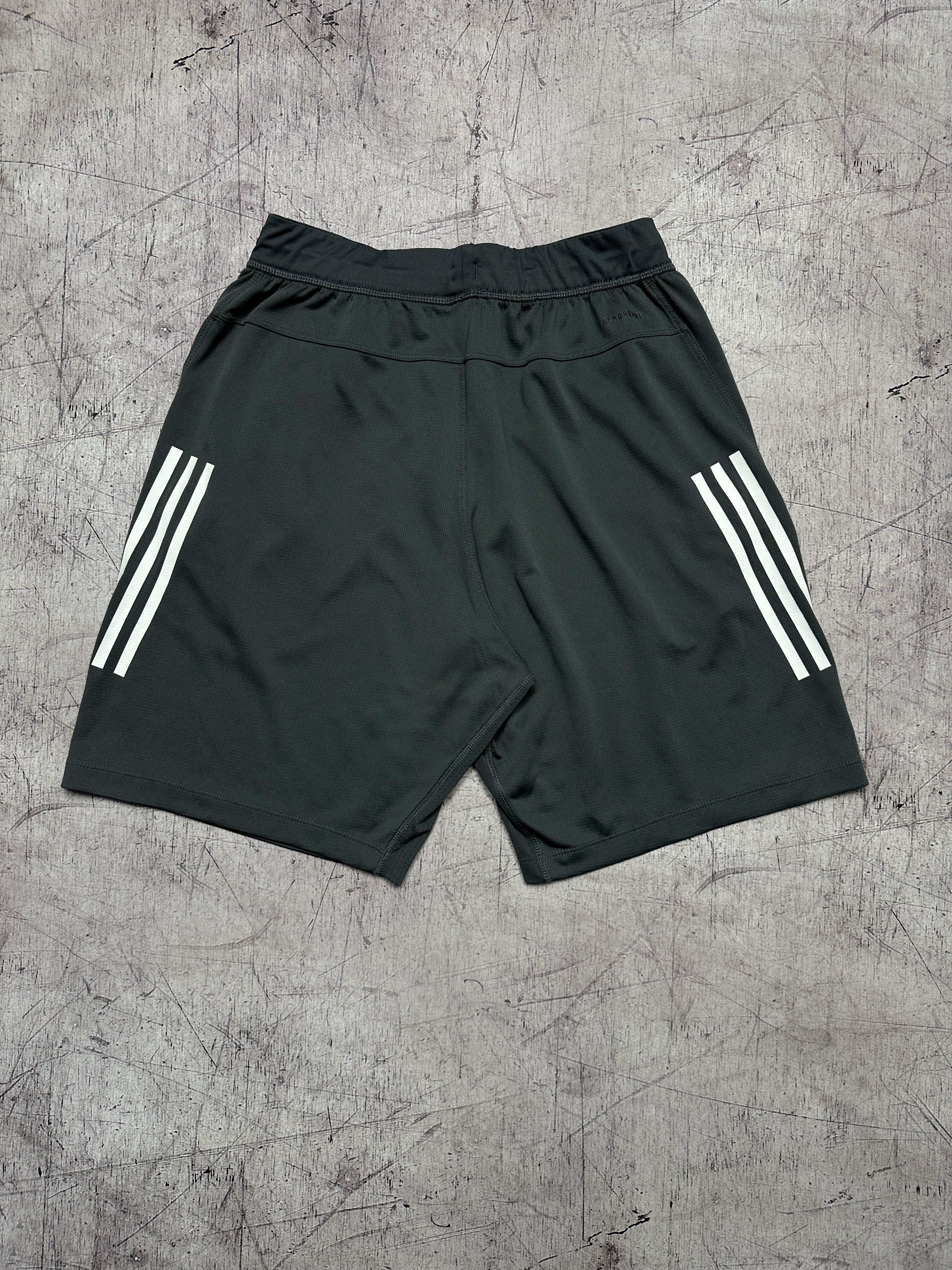 Adidas Adidas Mens Shorts Size US 32 / EU 48 - 8 Thumbnail