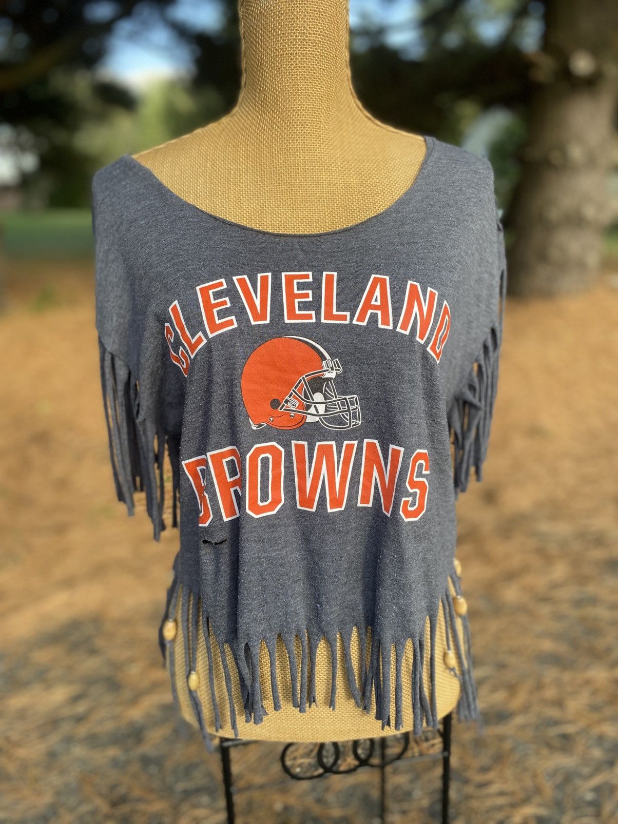 Other Handcrafted Cleveland Browns Football Distressed Tee Size XL Size XL / US 12-14 / IT 48-50 - 2 Thumbnail