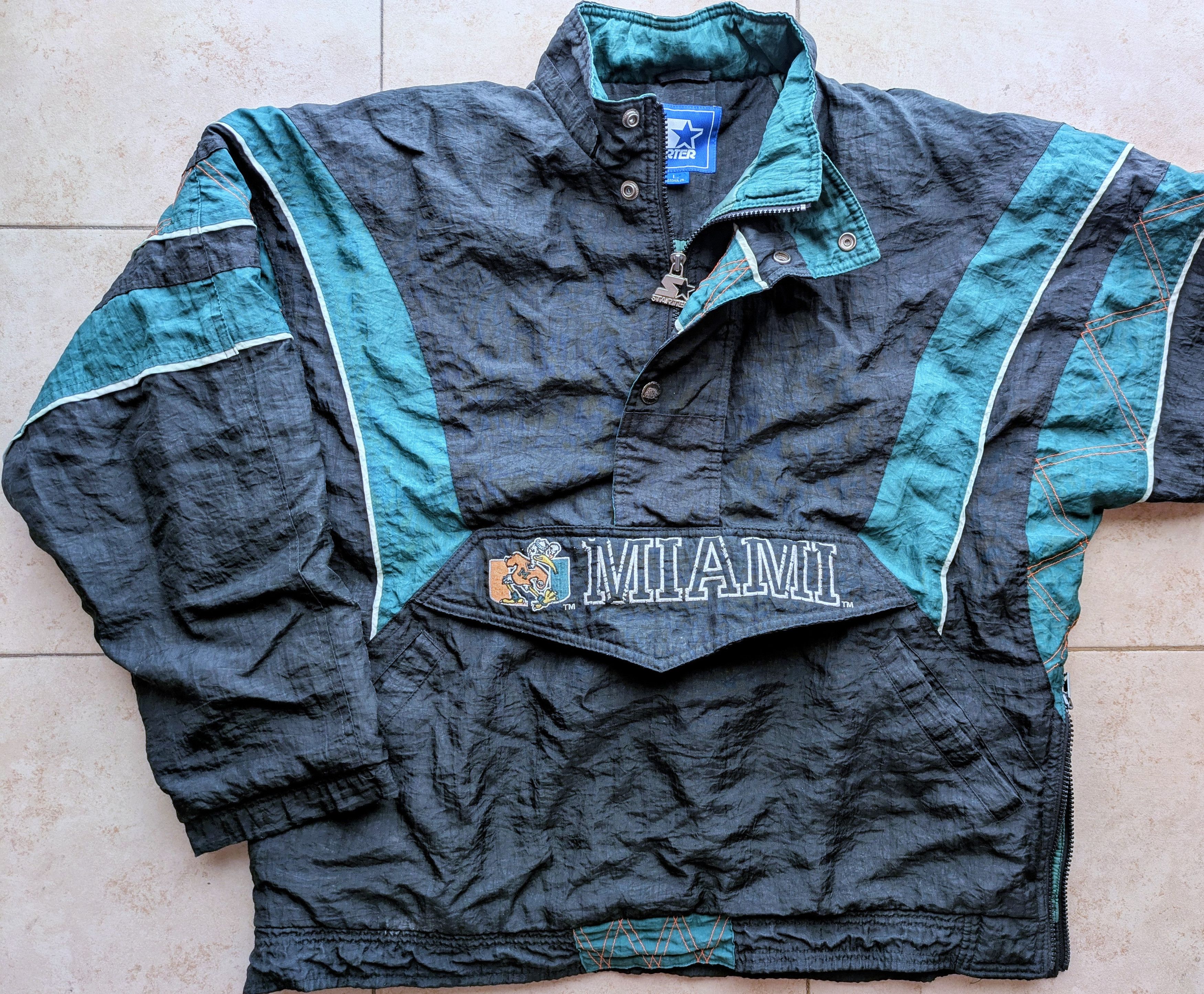 NCAA Miami Hurricanes 90s STARTER puffer 1/2 jacket blk NCAA vtg Size US L / EU 52-54 / 3 - 6 Thumbnail