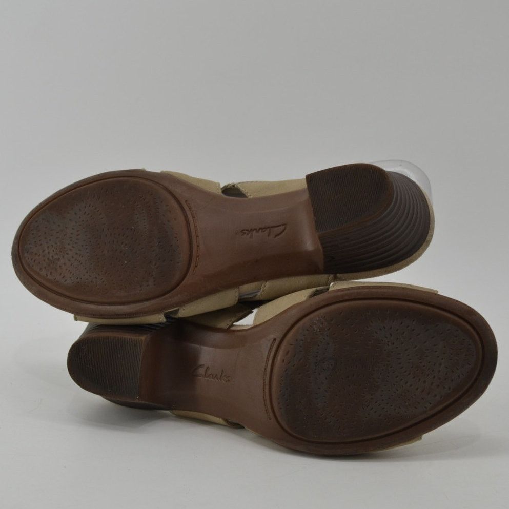 Clarks Clarks Size 8 Womens Tan Beige Leather Slip On Sandals Mules Size US 8 / IT 38 - 9 Thumbnail