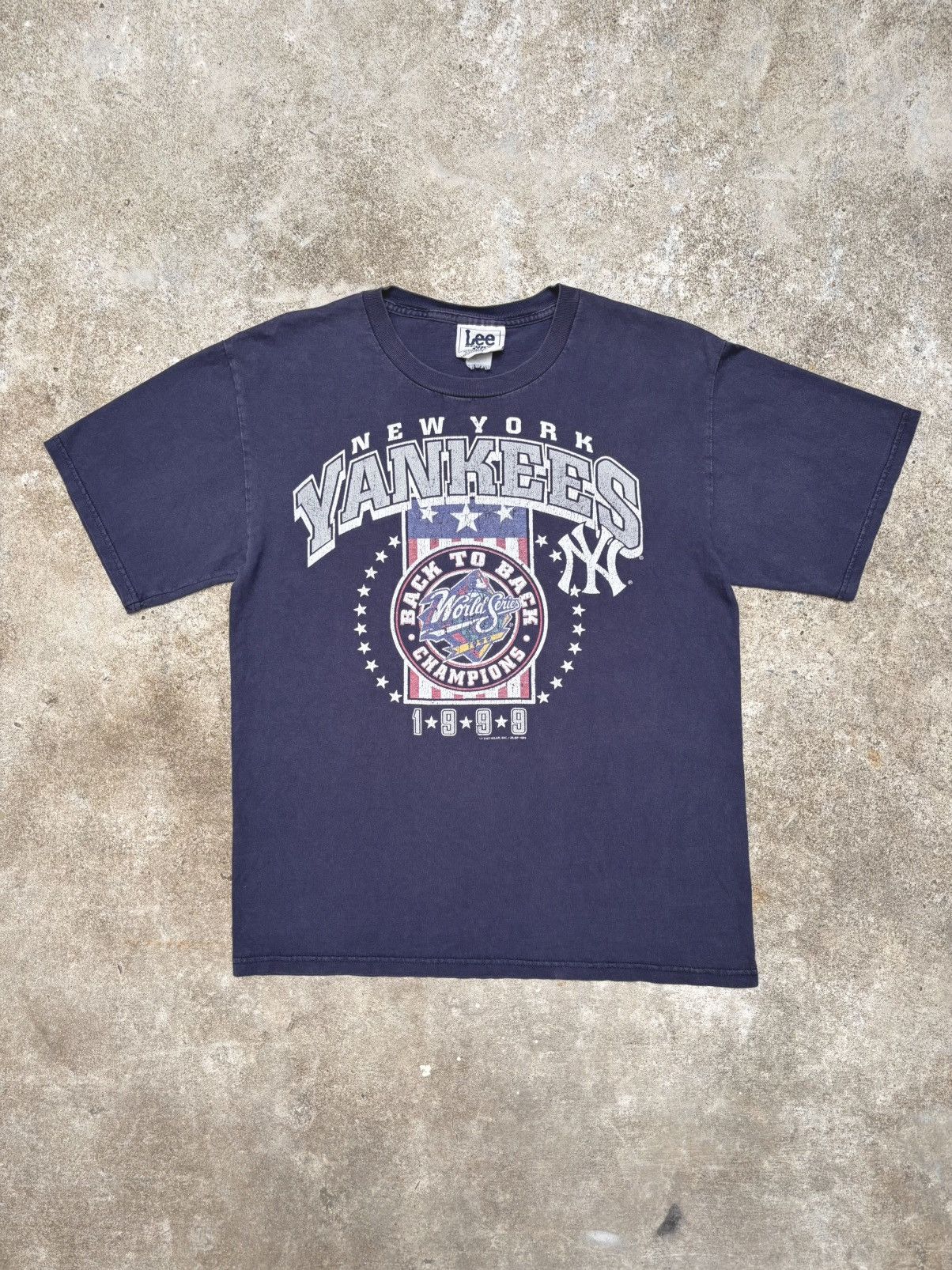 MLB Vintage NEW YORK YANKES 1999 CHAMPIONS MLB T Shirt Faded Size US M / EU 48-50 / 2 - 3 Thumbnail