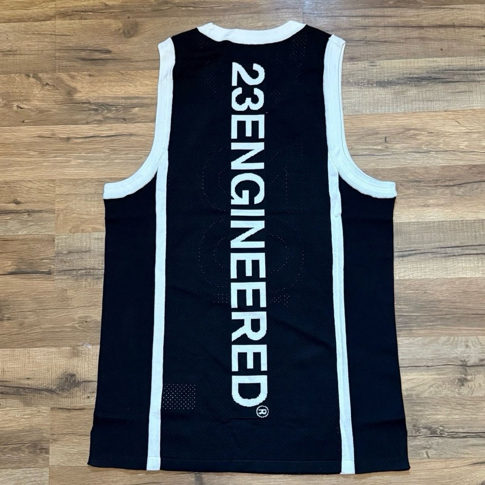 Jordan Brand Air Jordan 23 Engineered Mesh Knit Tank Top Jersey Size US S / EU 44-46 / 1 - 8 Thumbnail