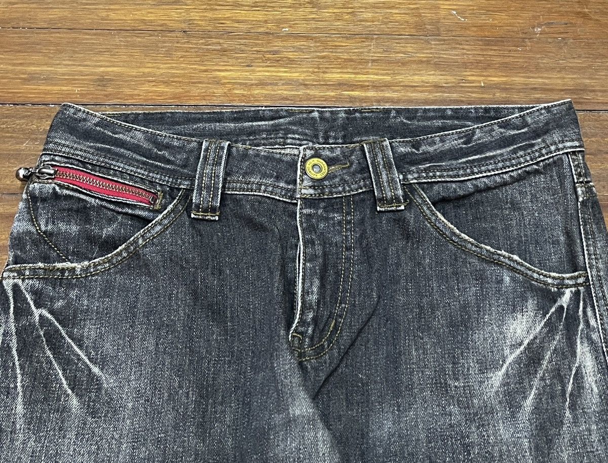 If Six Was Nine × Japanese Brand × Vintage Rare Design Vintage Rattle Trap Distressed Art Jeans 1990s Size US 33 - 3 Thumbnail