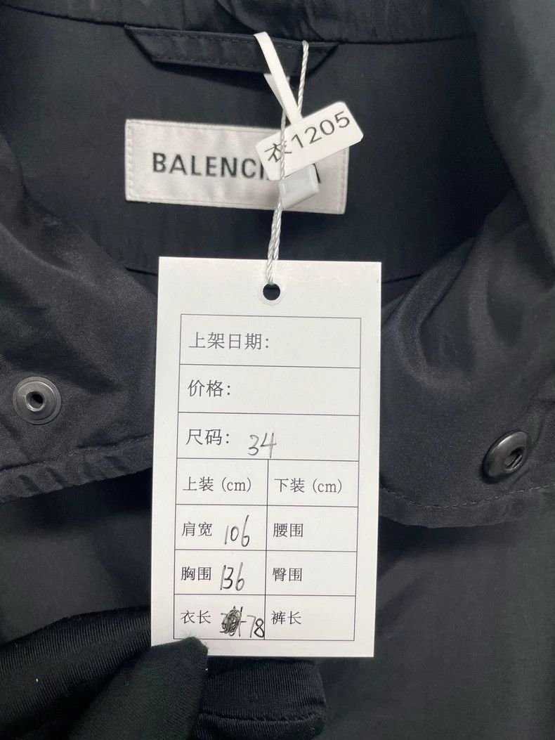 Balenciaga Balenciaga size 34 Logo printed coat trench coat behind Size XS / US 0-2 / IT 36-38 - 4 Thumbnail