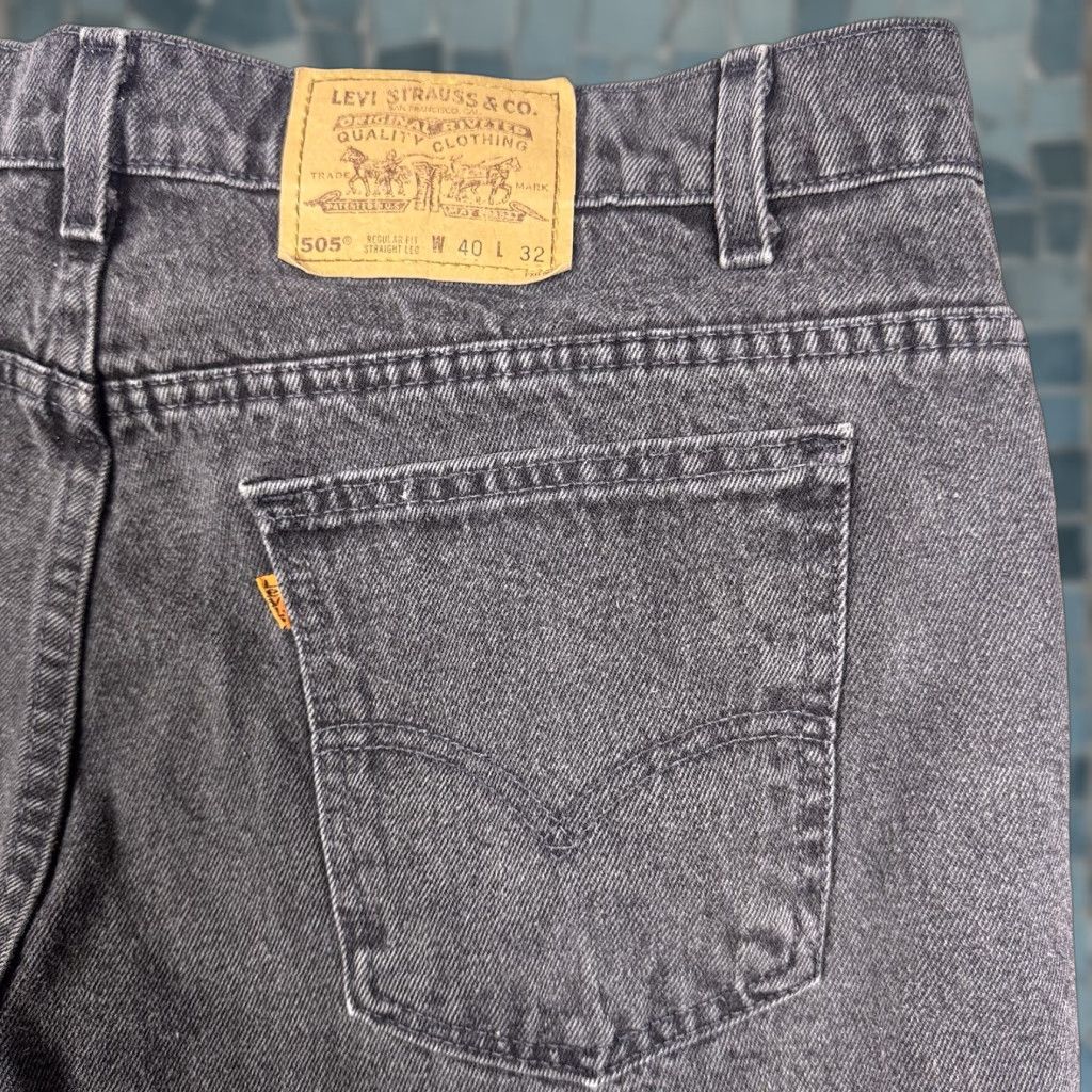 Levi's VINTAGE Levi's 505 Jeans Mens Straight Regular 40x32 Black Charcoal USA 90s Men Size US 40 / EU 56 - 1 Thumbnail