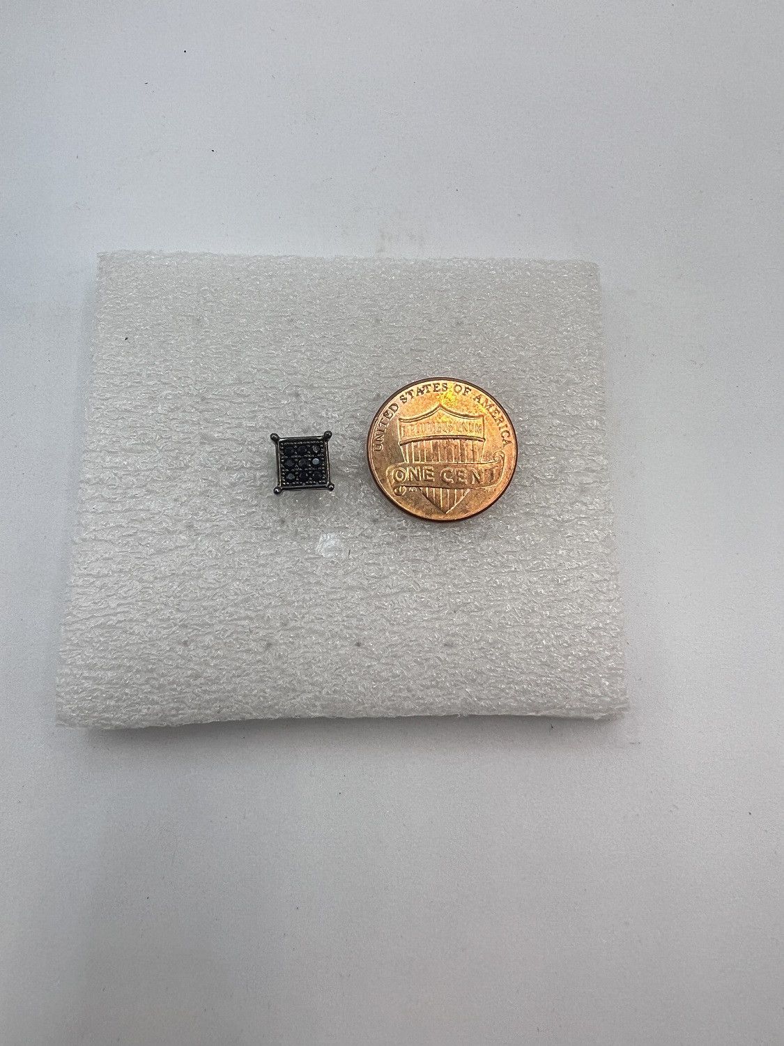 Jewelry Square Black CZ Stud Earrings Size ONE SIZE - 2 Thumbnail