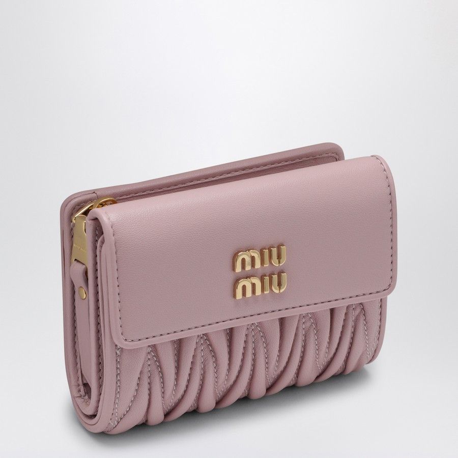 Miu Miu o1d2blof0924 Size: OS / Leather Wallet in Pink Size ONE SIZE - 1 Thumbnail