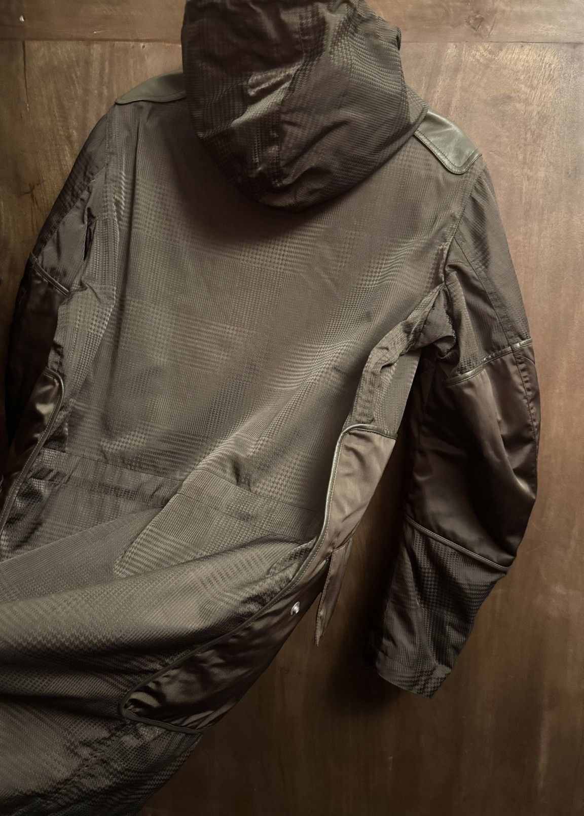 Cerruti 1881 cerruti 1881 runway jacquard & leather parka coat 48 Size US M / EU 48-50 / 2 - 13 Thumbnail