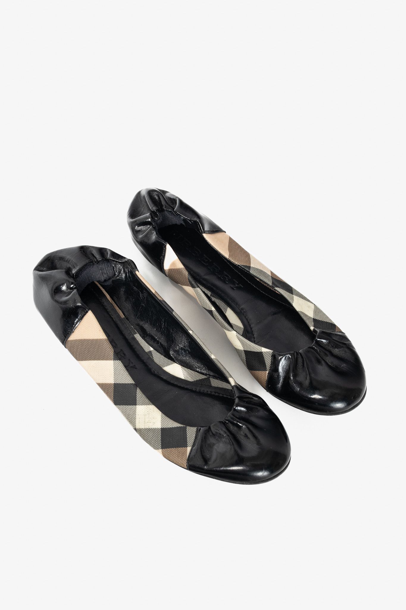 Burberry Burberry Nova Check Coated Canvas/Patent Leather Flats Size US 6 / IT 36 - 1 Thumbnail