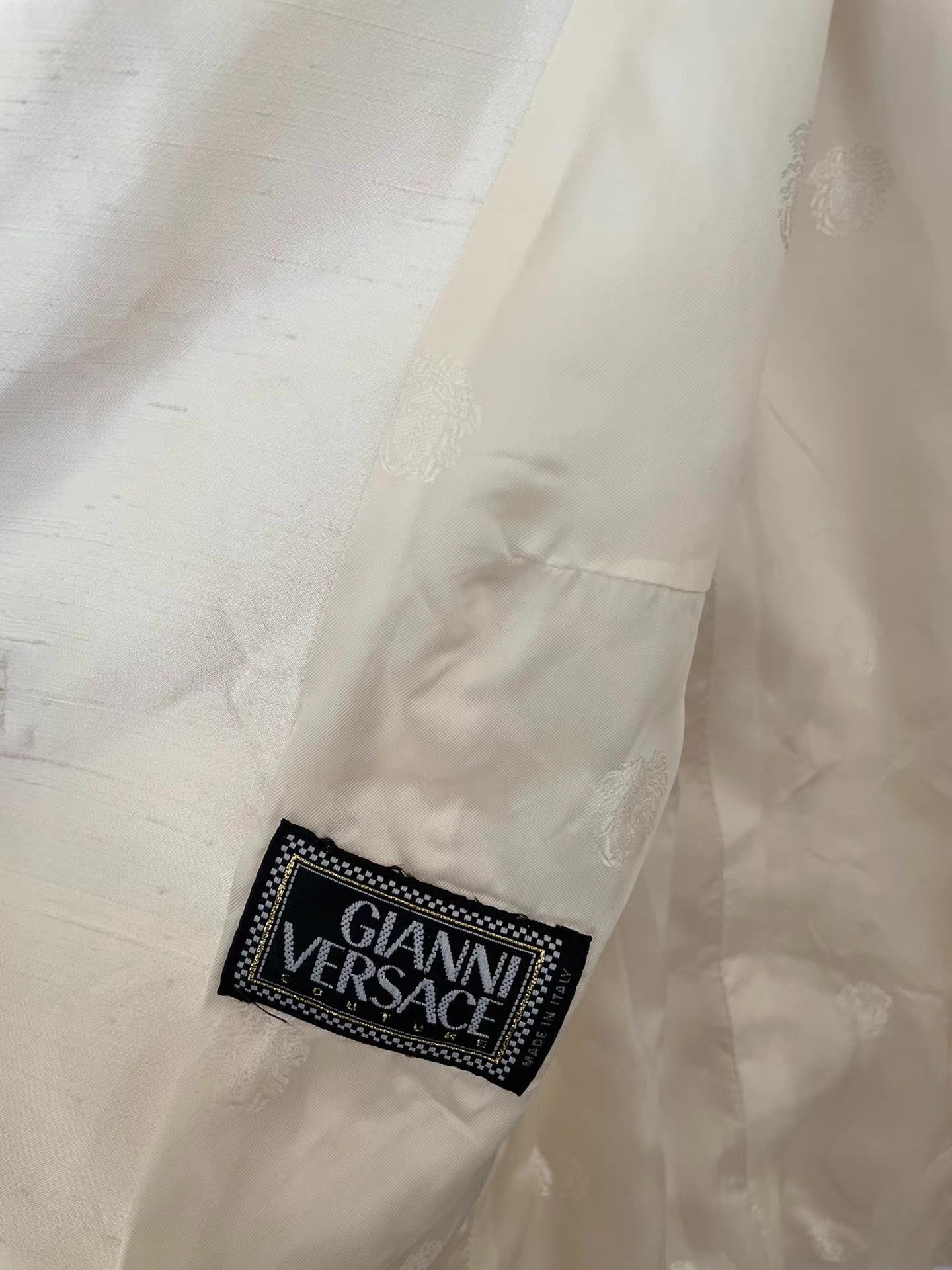 Versace Gianni Versace Women's Silk Collarless Blazer Ｑ21 Size L / US 10 / IT 46 - 3 Thumbnail